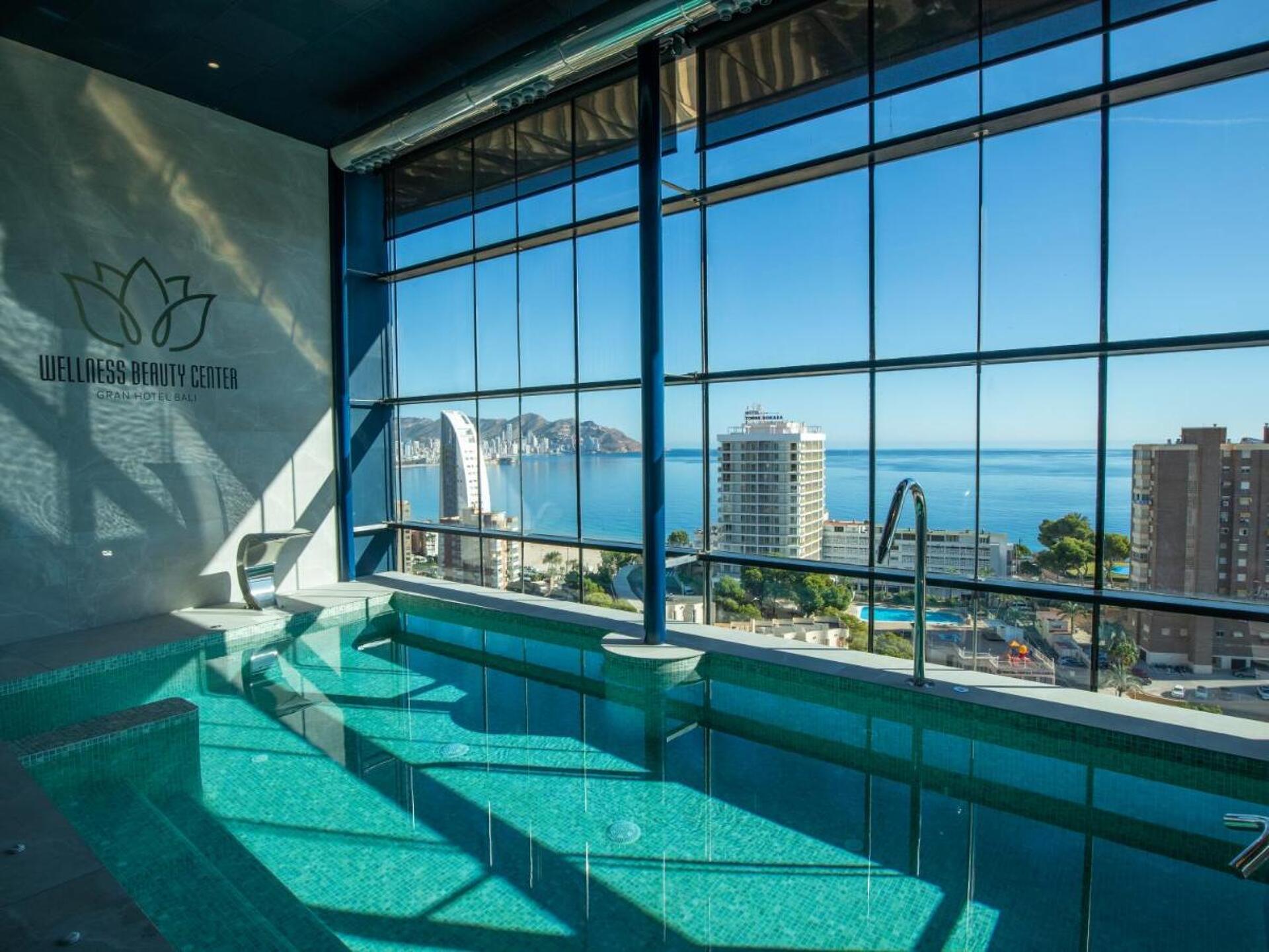 Gran Hotel Bali 4* 0