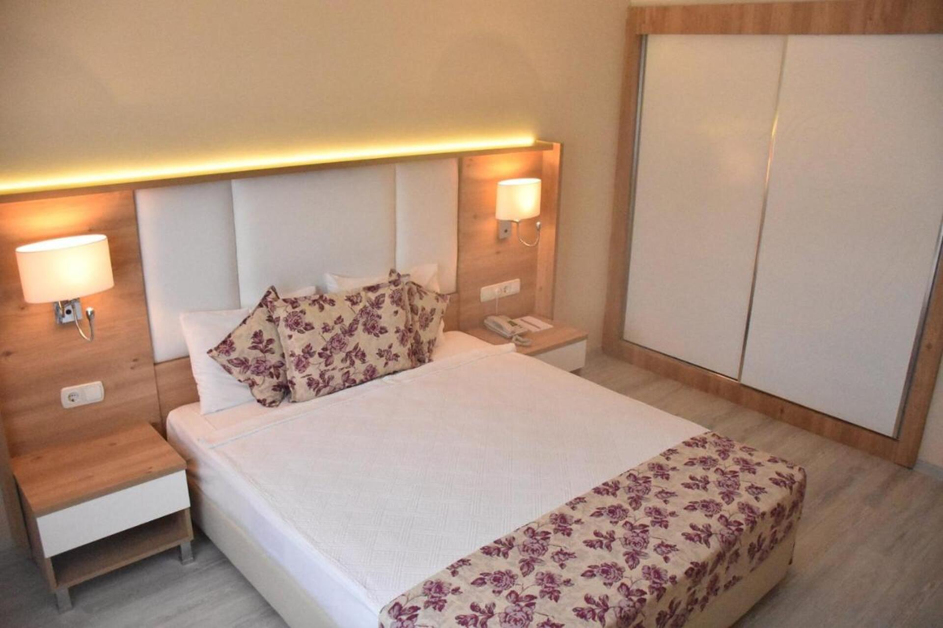 Royal Garden Beach Hotel 5* 17