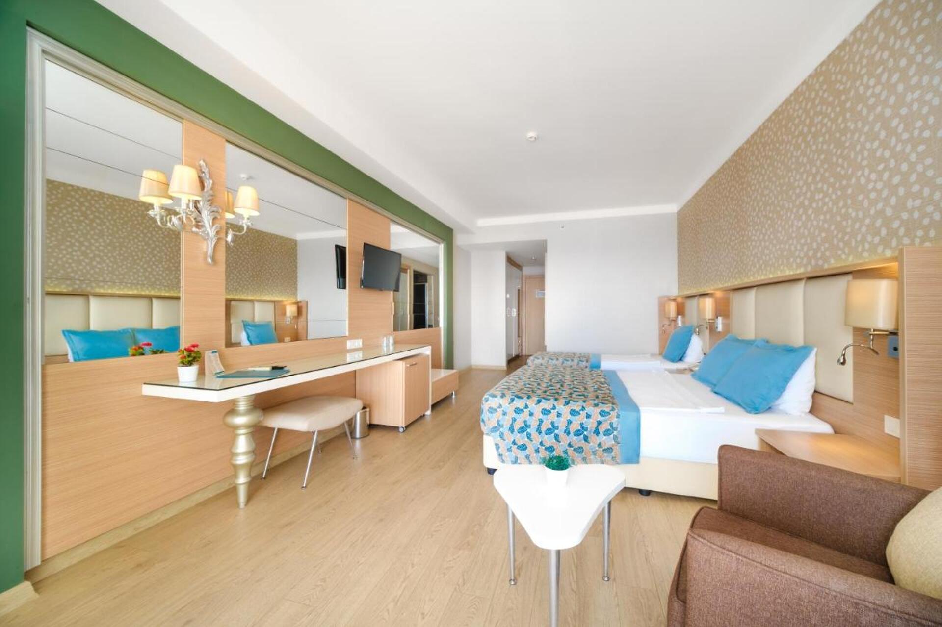 Royal Garden Beach Hotel 5* 44