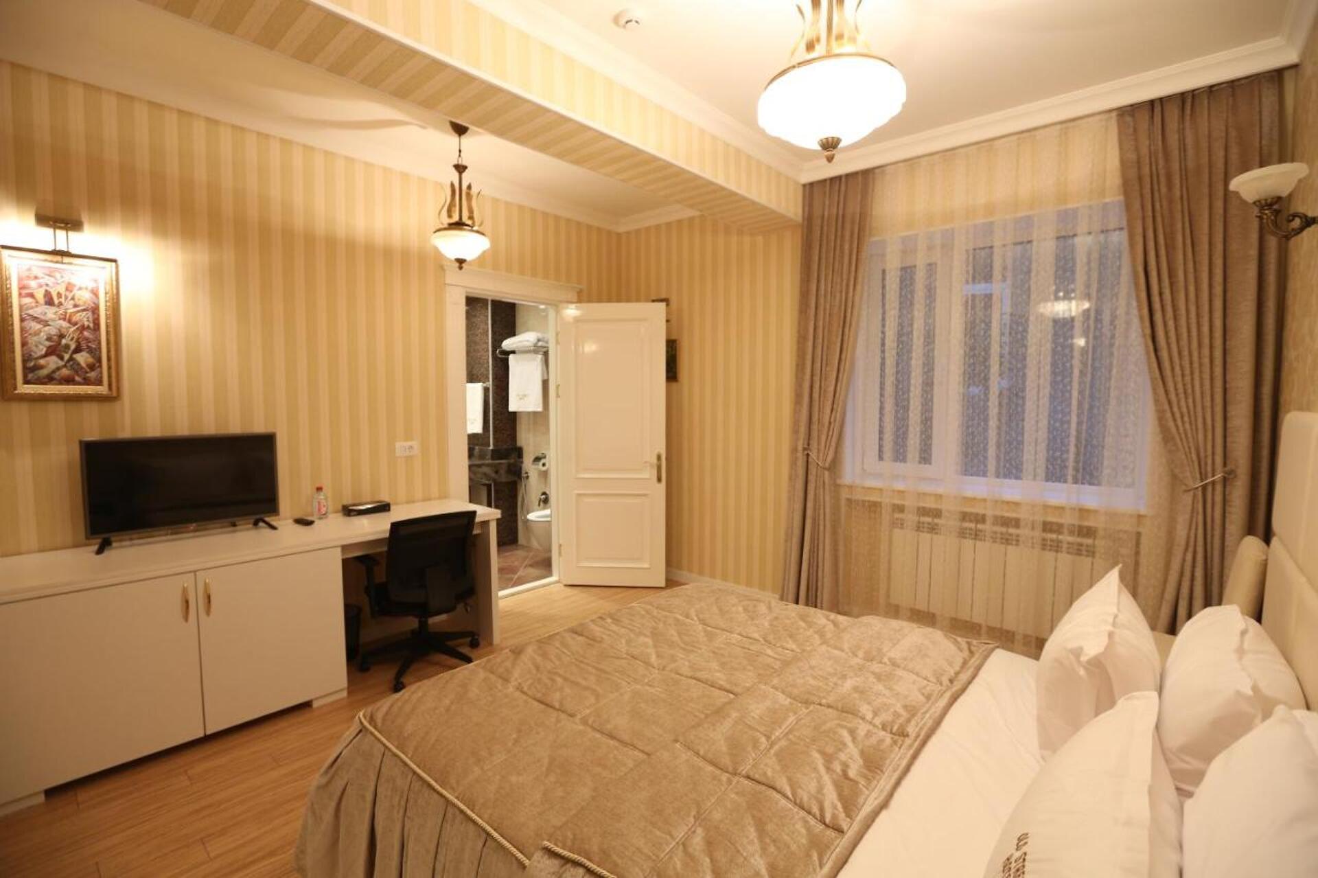 Old Street Boutique Hotel 4* 5