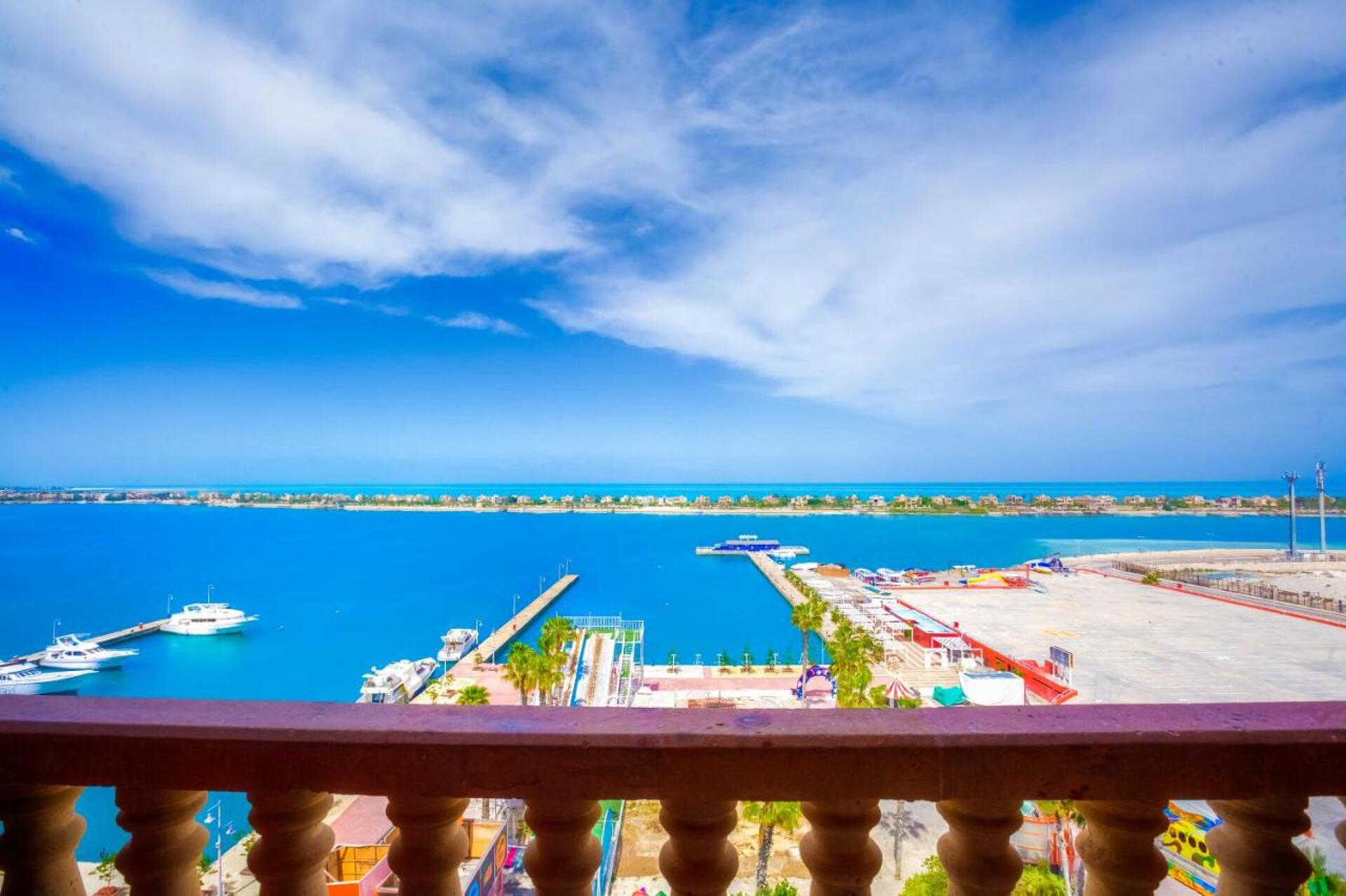 Porto Marina Apartments By Amer-Group 16
