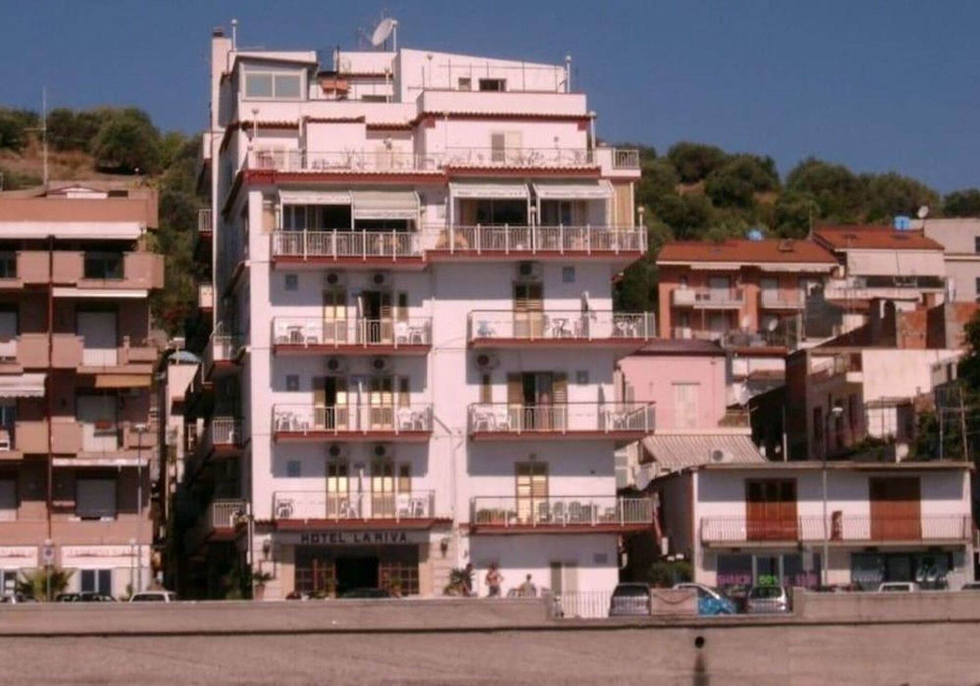 Hotel La Riva 0