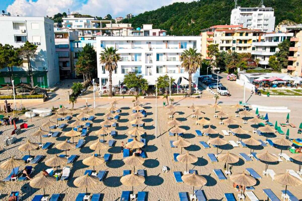 Hotel Besani 4* 0