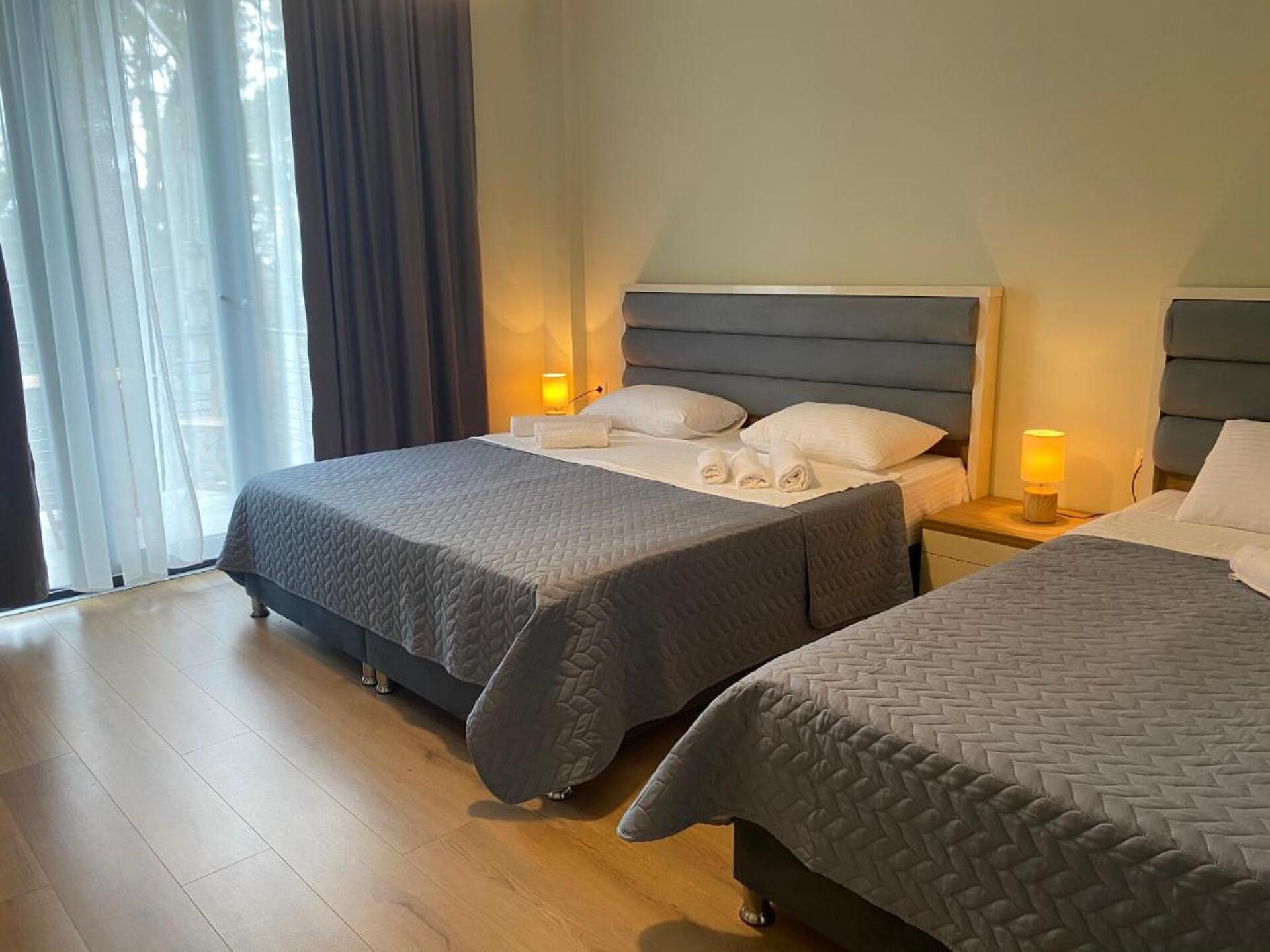 Garden Inn 24