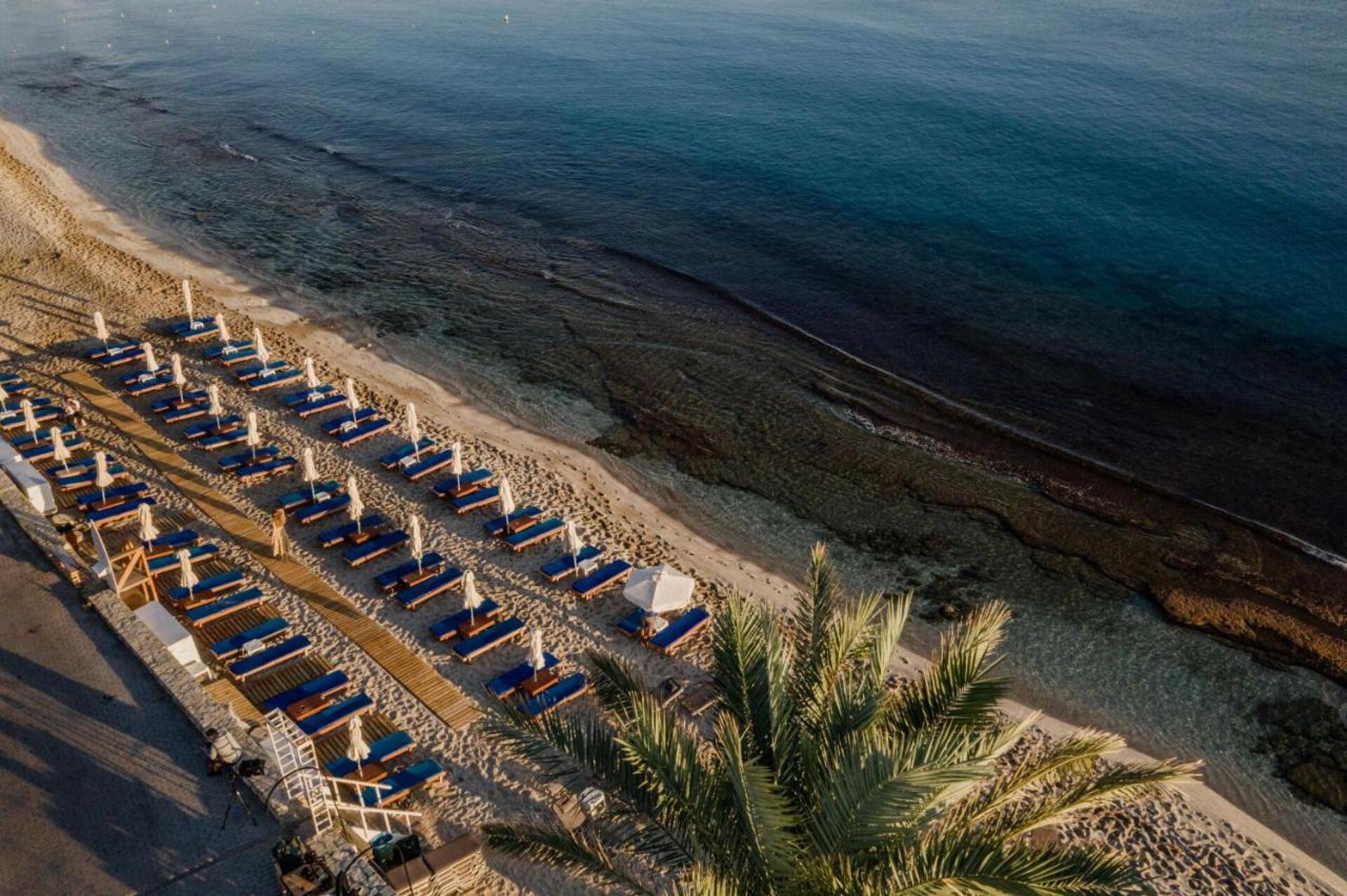 Infinity Blue Boutique Hotel & Spa 8