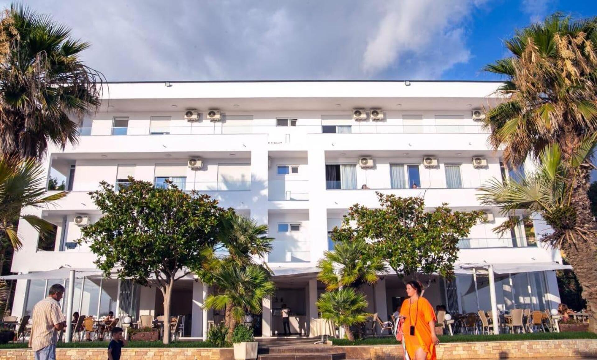 Hotel Besani 4* 9