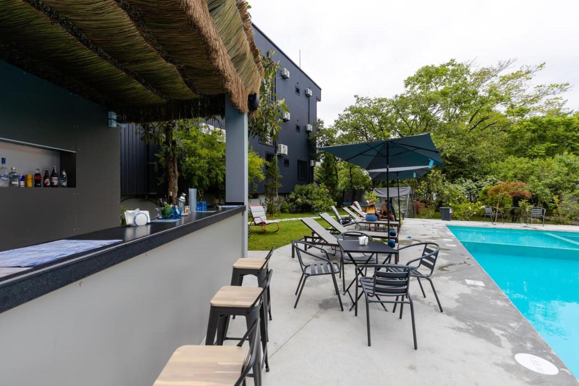 Garden Inn 2