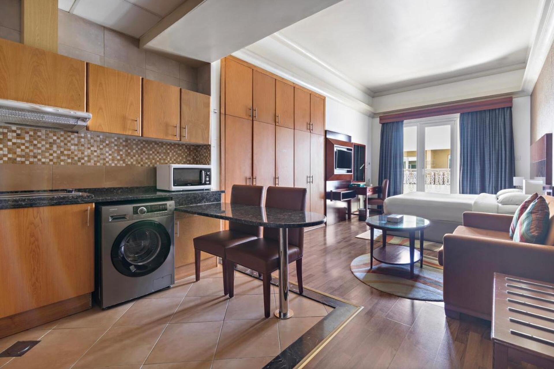 Al Khoory Hotel Apartments Al Barsha 29