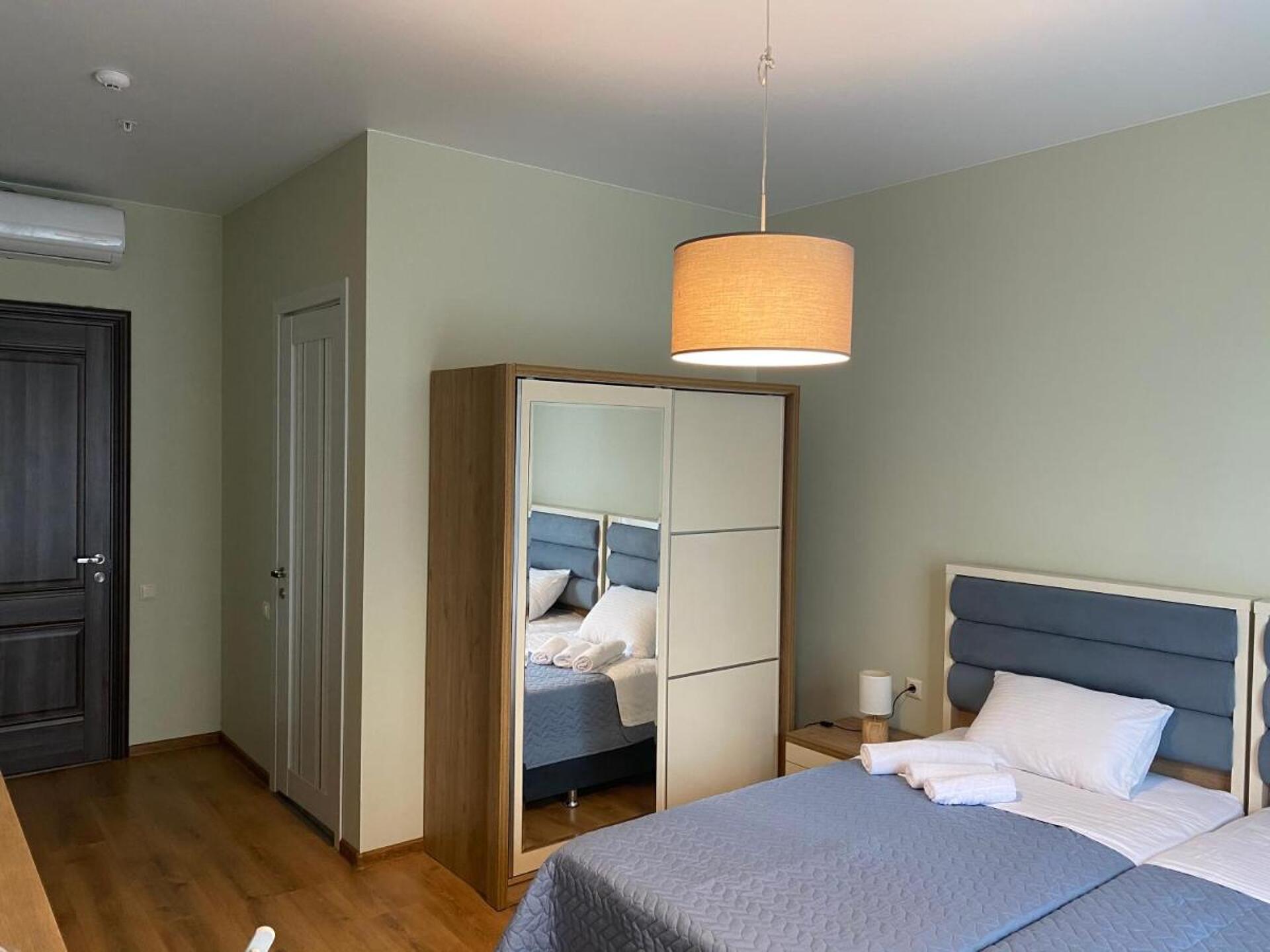 Garden Inn 25