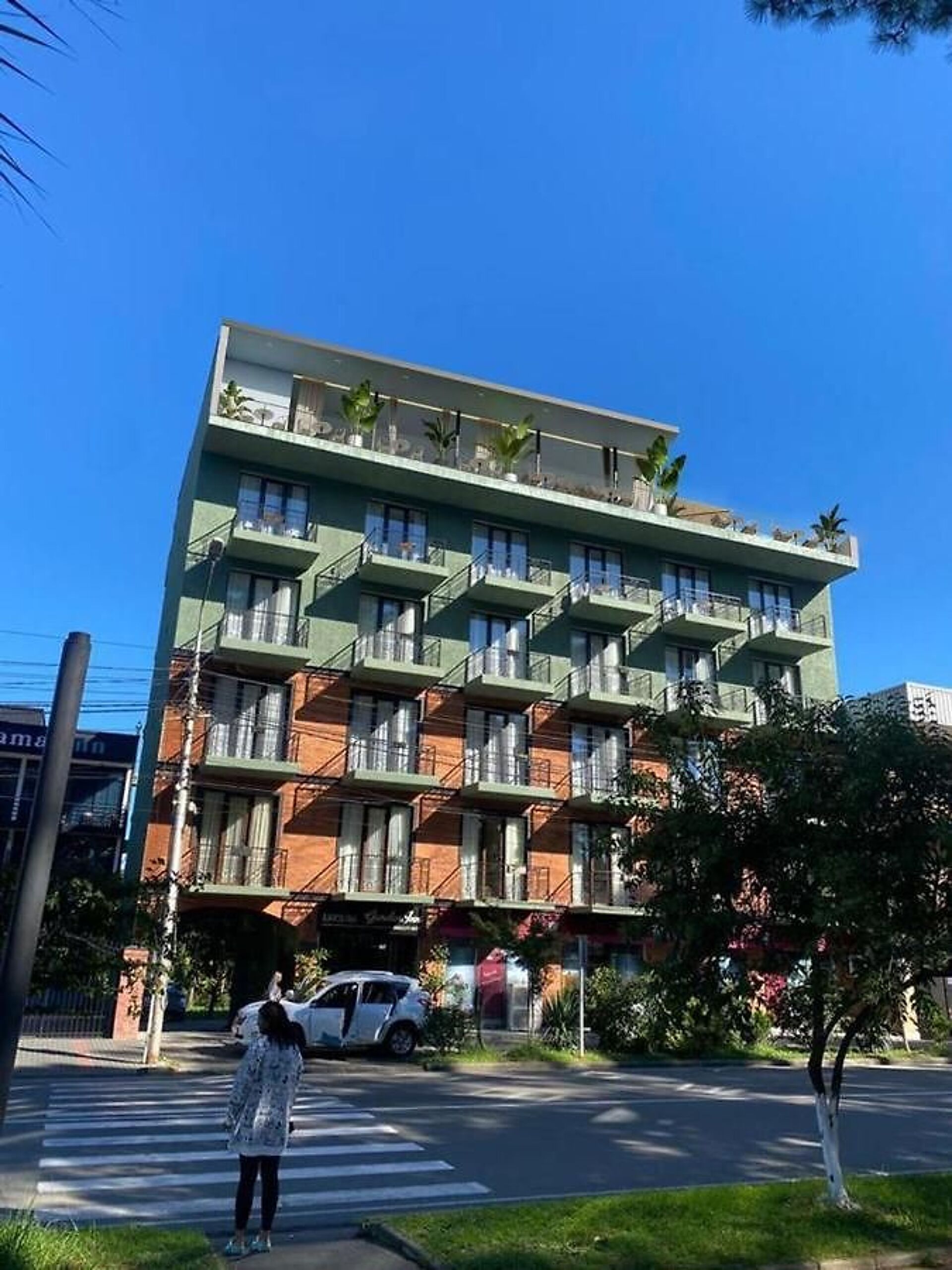 Garden Inn 32
