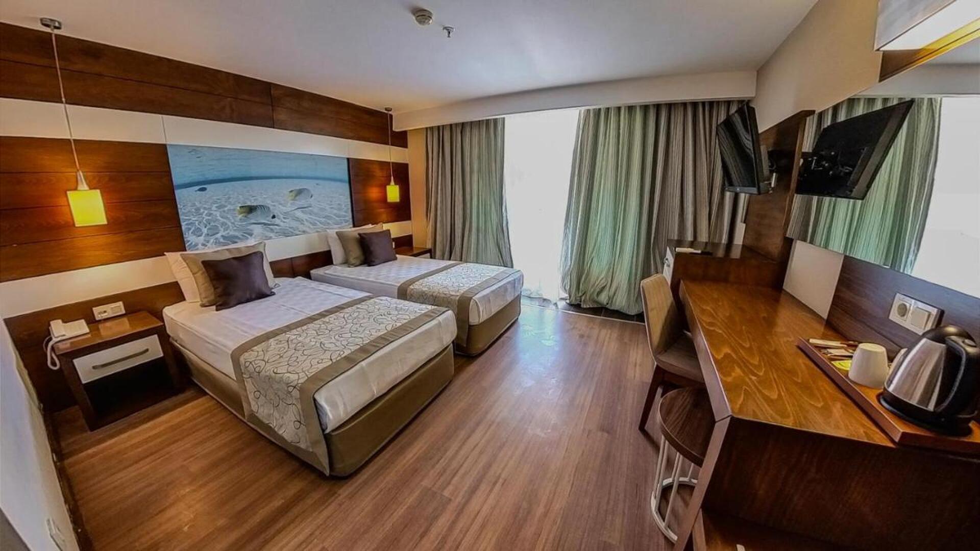 Adella Side Hotel 20
