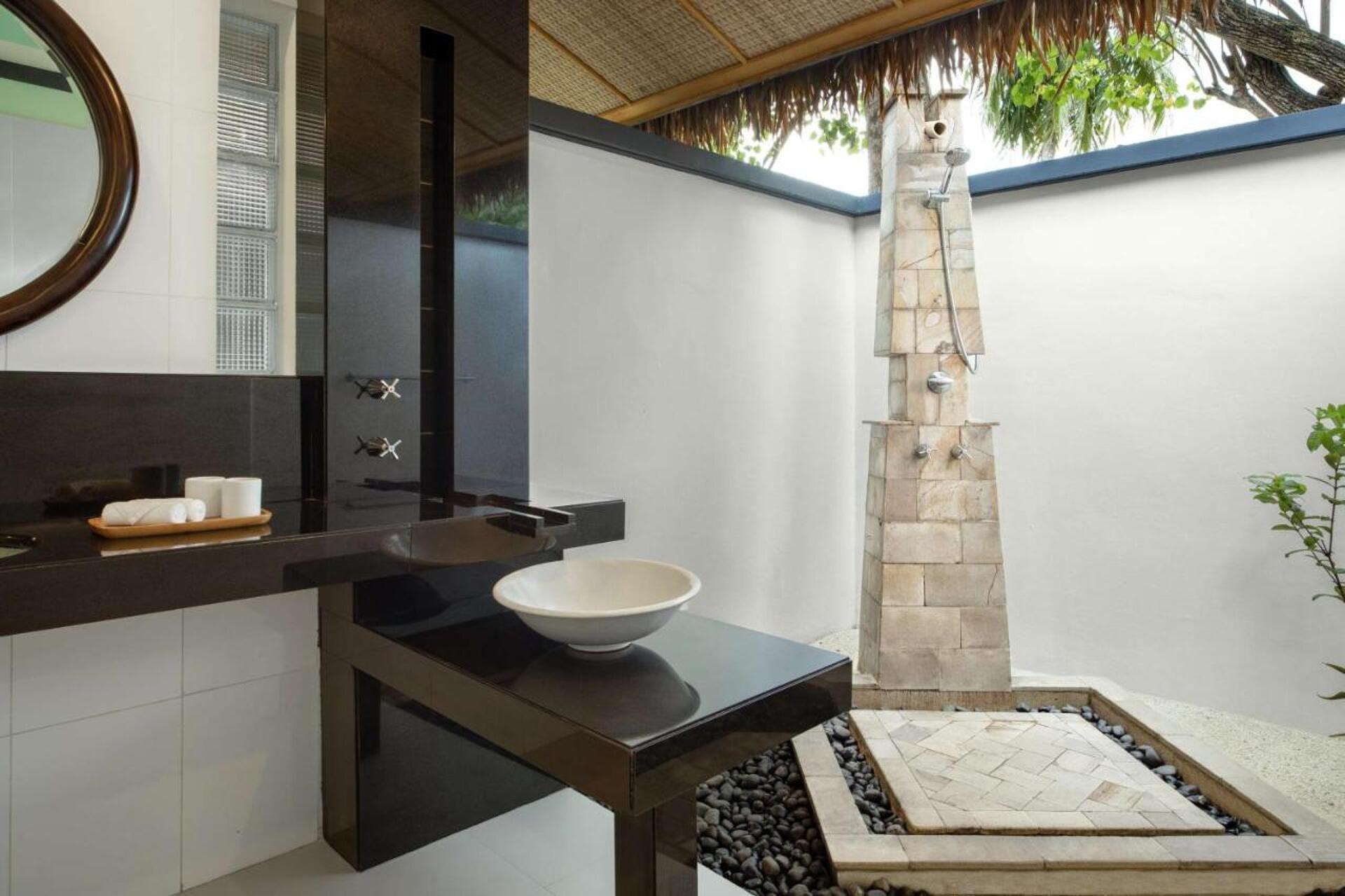 Dhawa Ihuru 5* 43