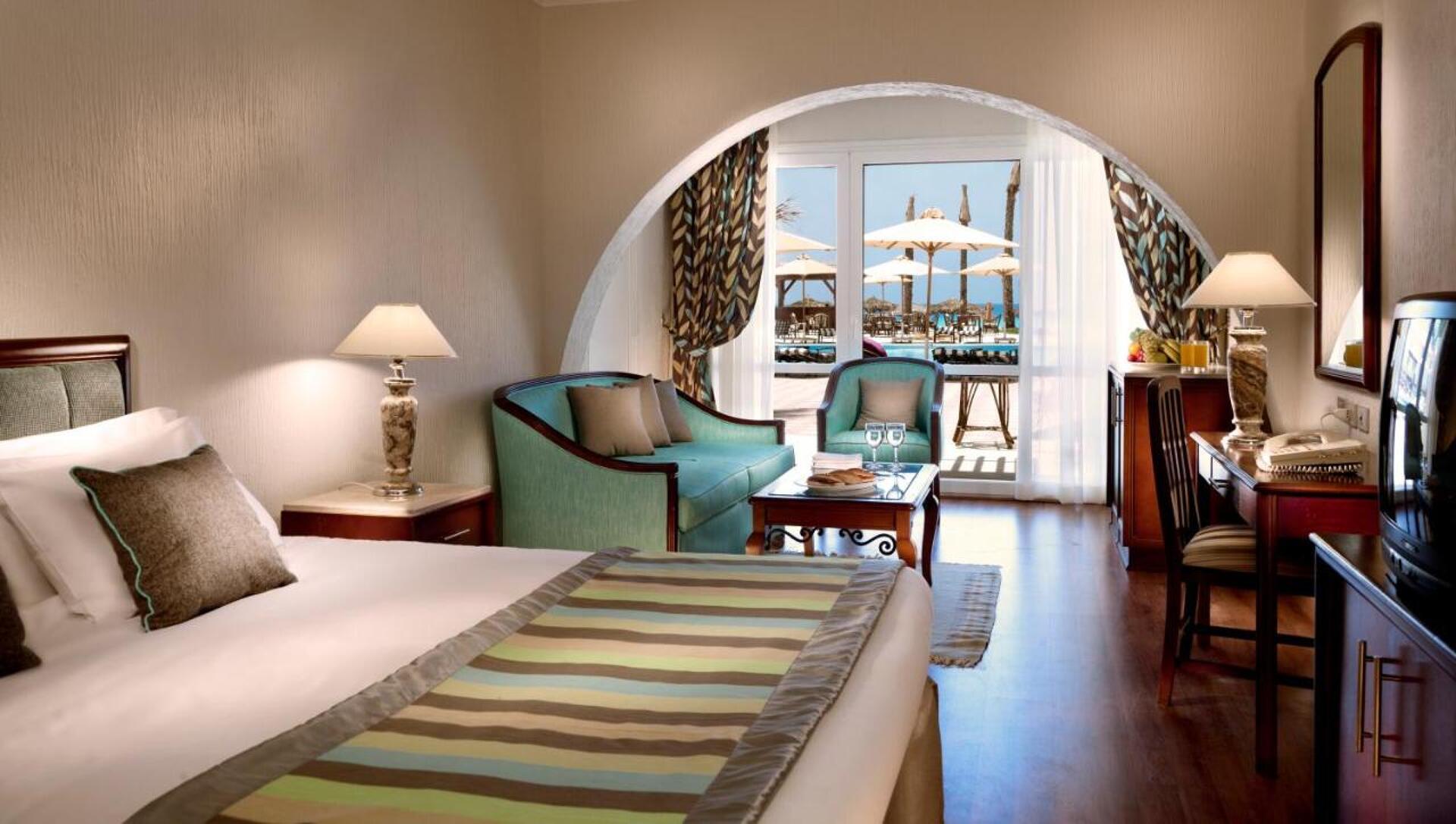 Borg El Arab Beach Hotel 3