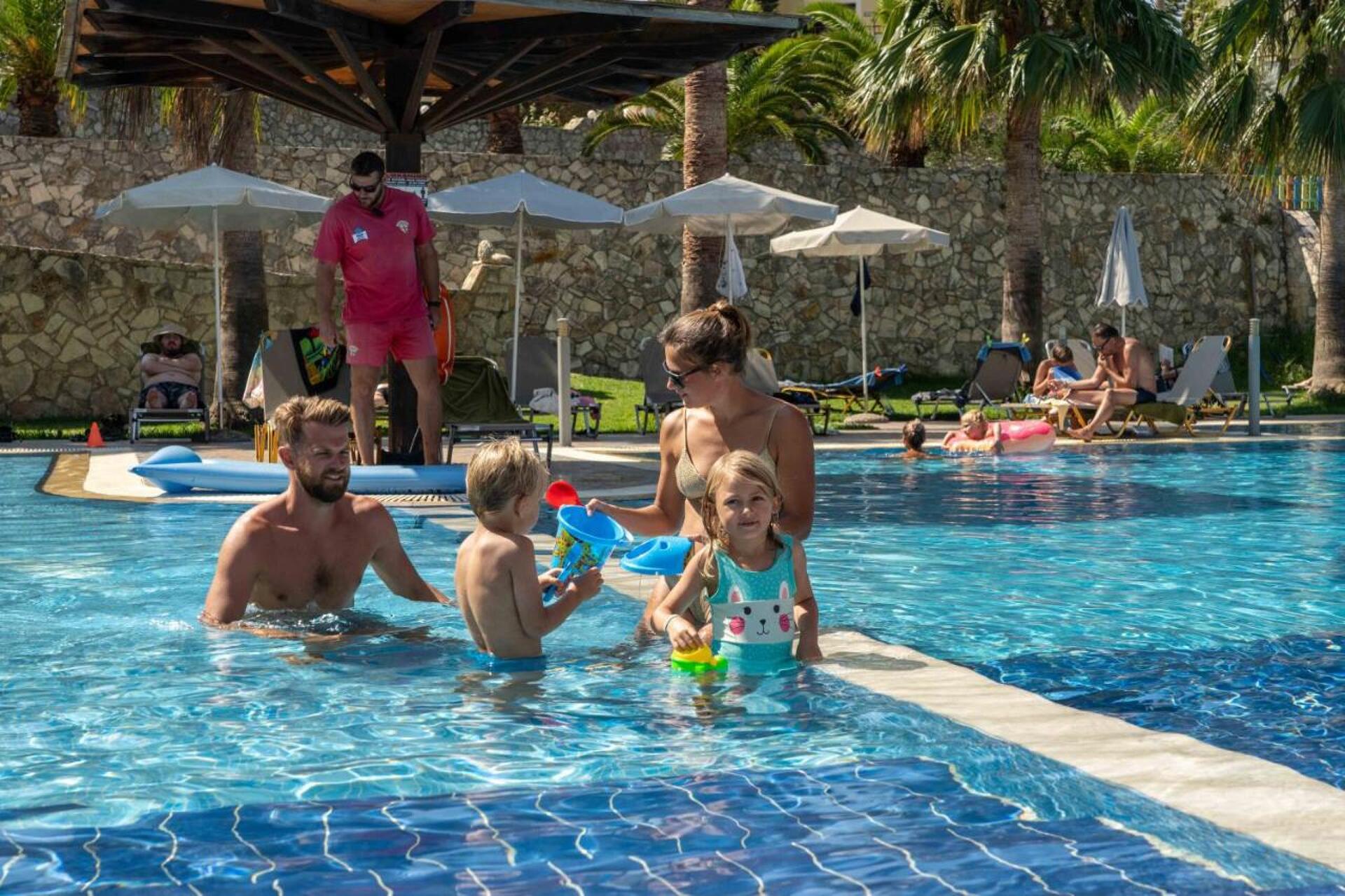 Almyrida Village & Waterpark 11