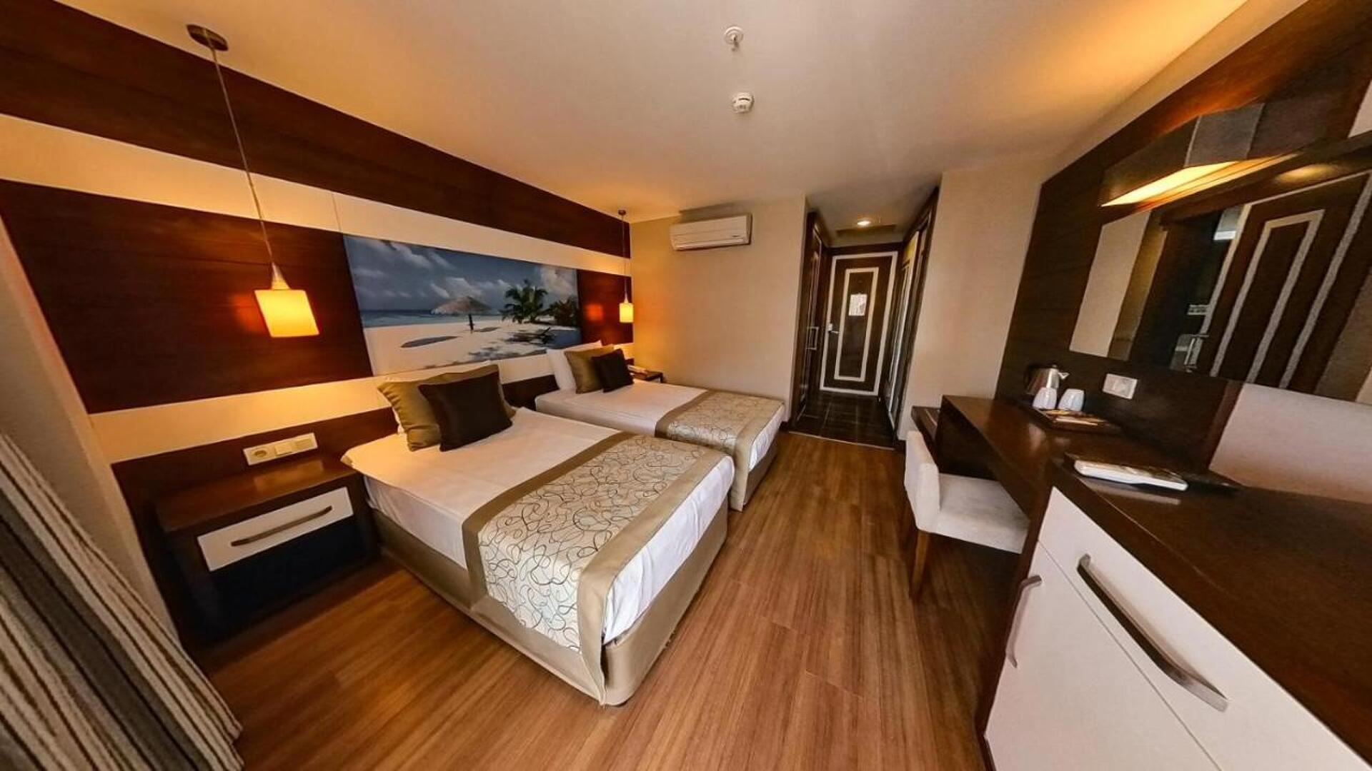 Adella Side Hotel 14