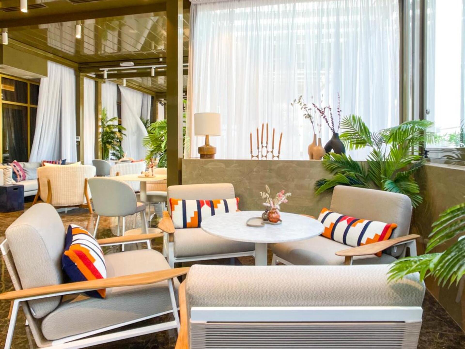 voco Doha West Bay Suites 5* 40