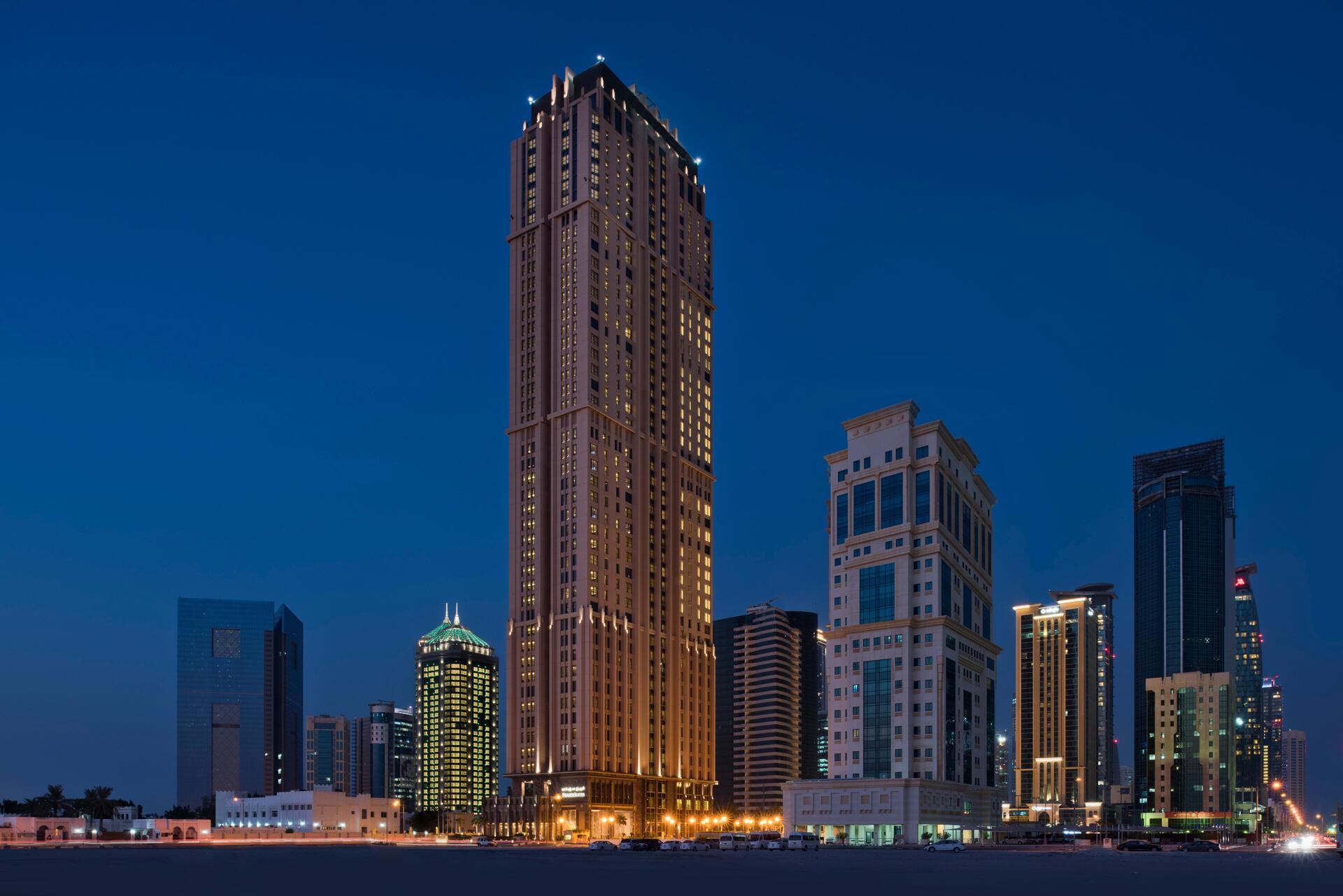 voco Doha West Bay Suites 5* 0