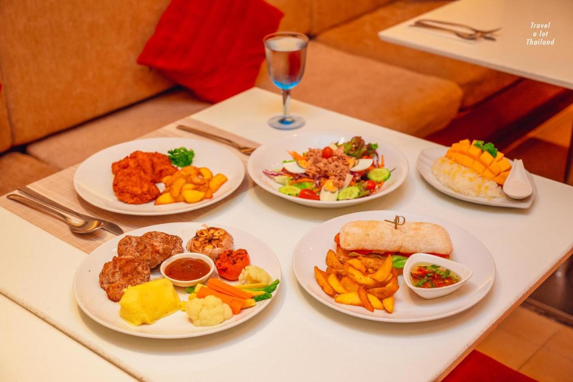 Centara Nova Hotel & Spa Pattaya 4* 32