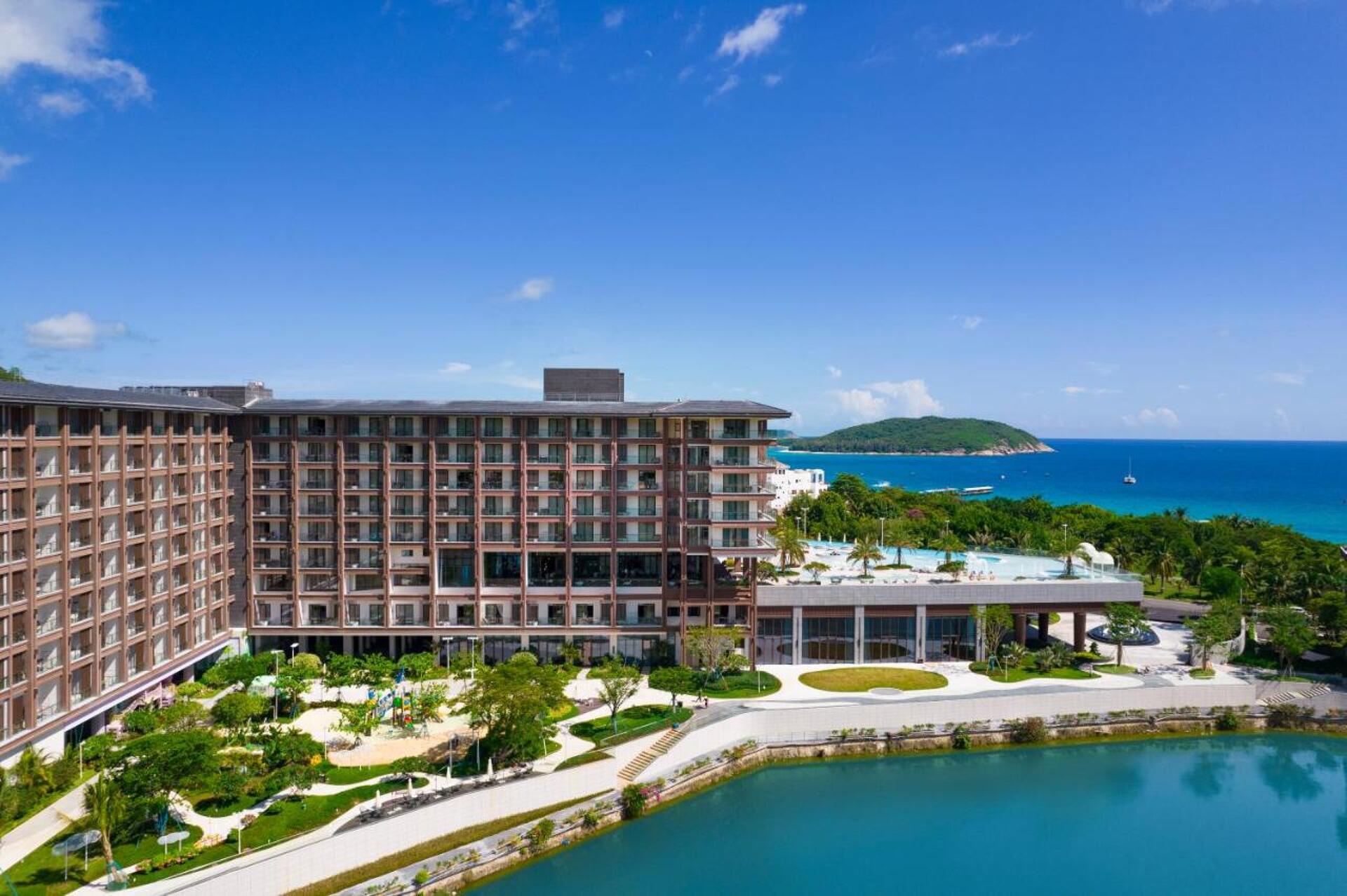 Hualuxe Sanya Yalong Bay Resort 1