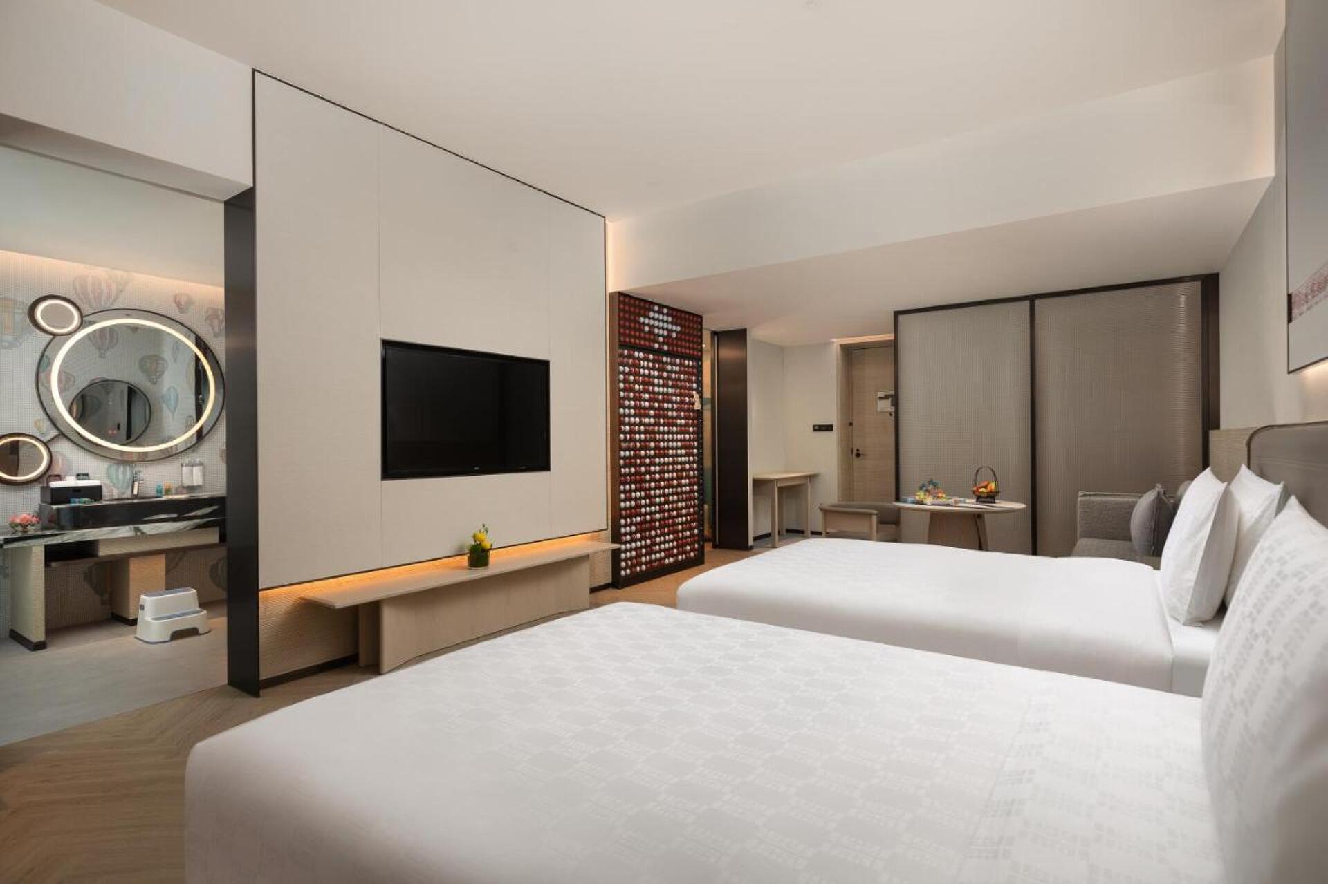 Hualuxe Sanya Yalong Bay Resort 13