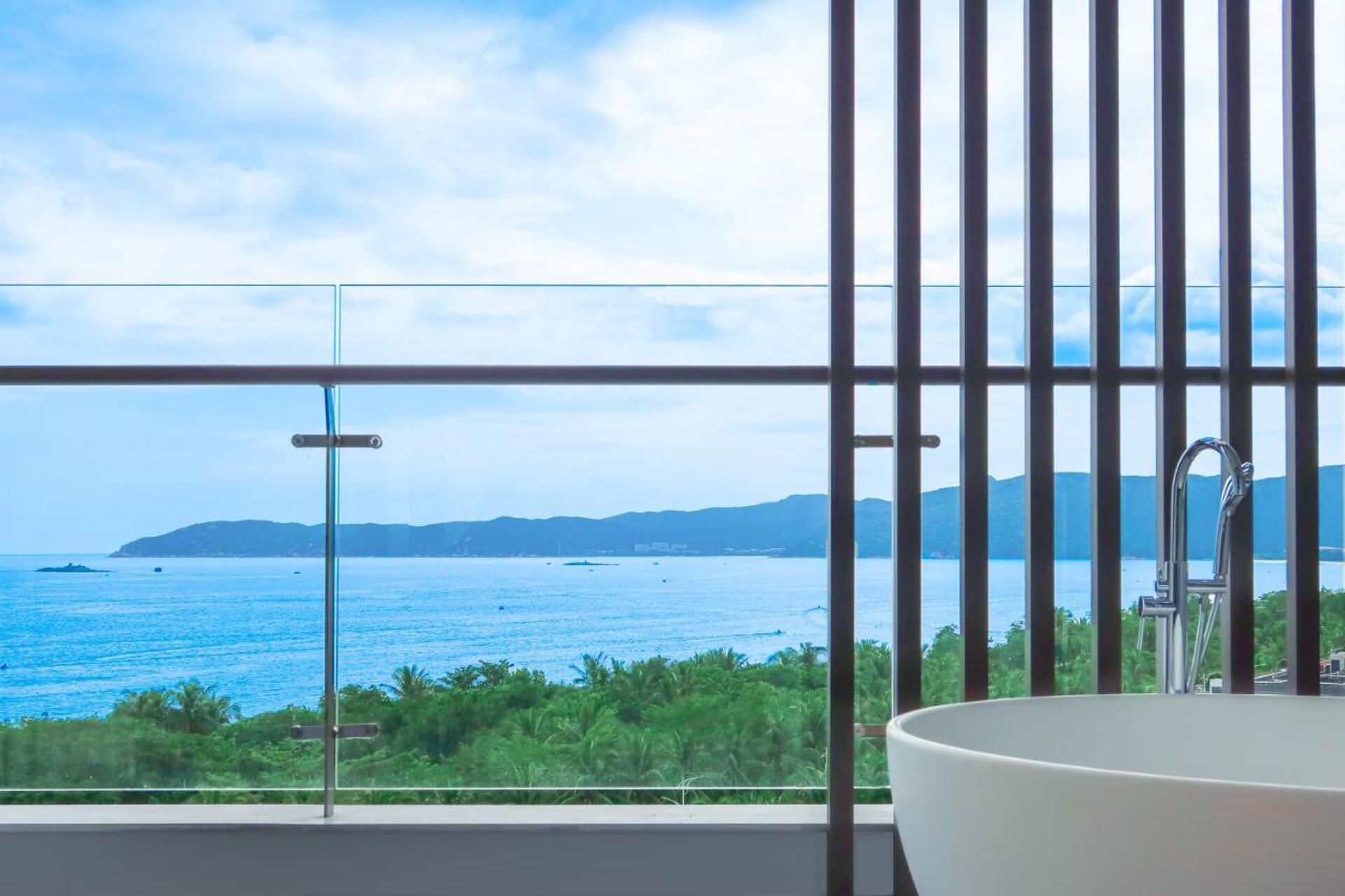 Hualuxe Sanya Yalong Bay Resort 20