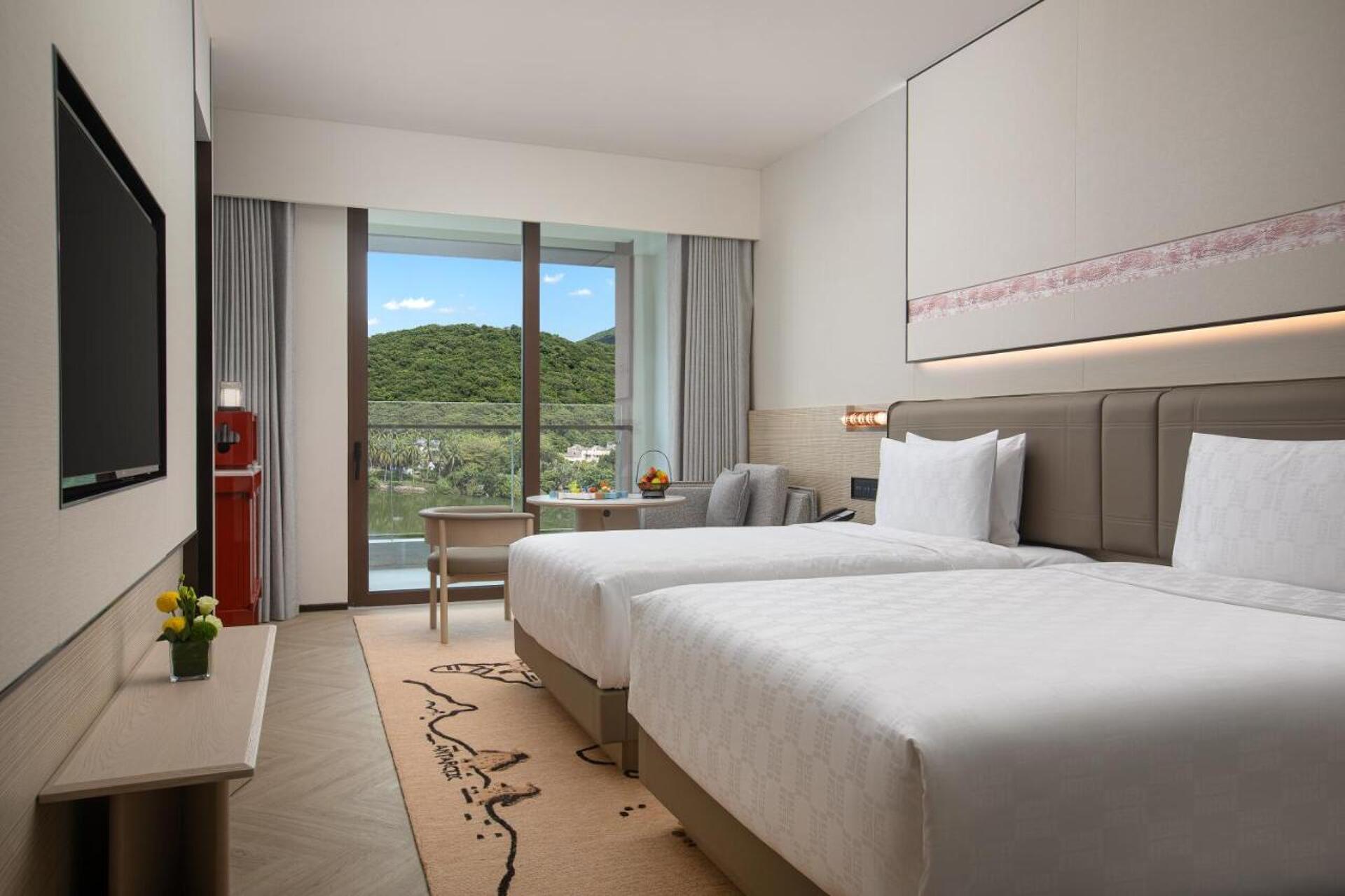 Hualuxe Sanya Yalong Bay Resort 3