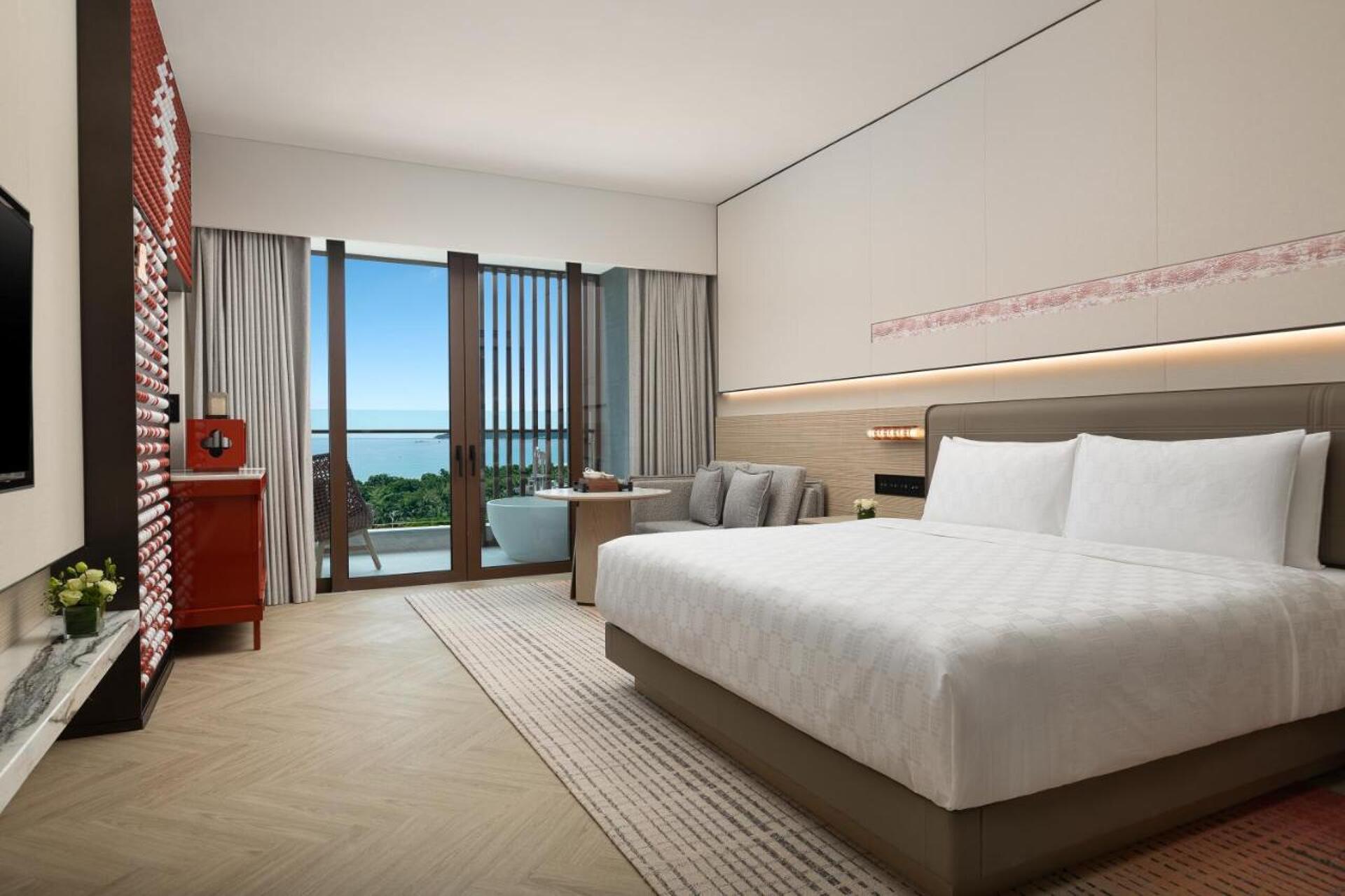 Hualuxe Sanya Yalong Bay Resort 8