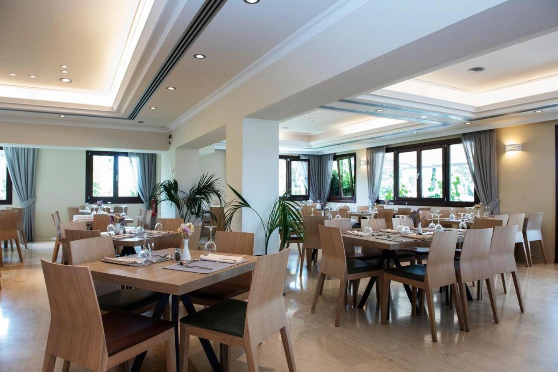 Miramare Eretria 14