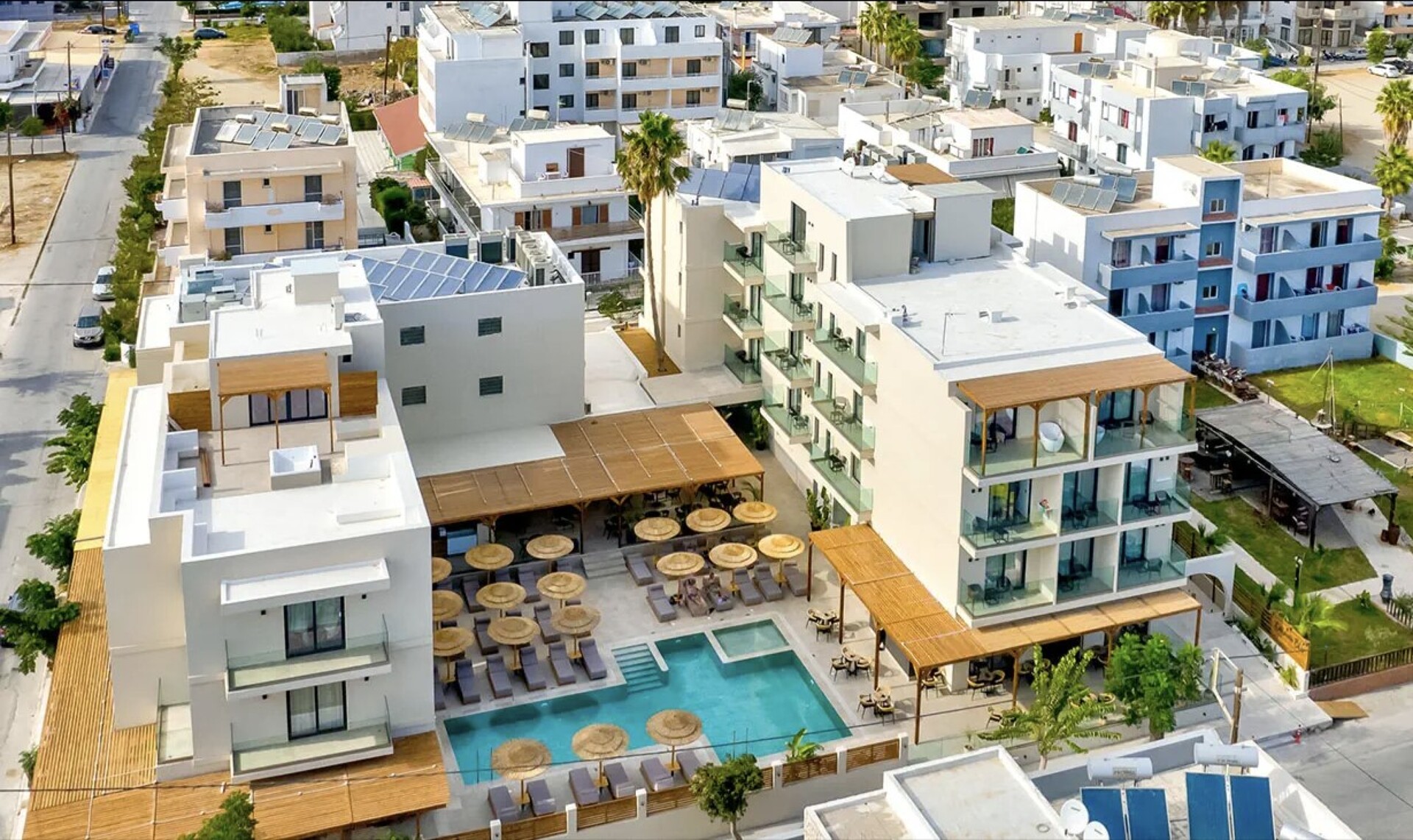 Cabana Blu Hotel & Suites 1