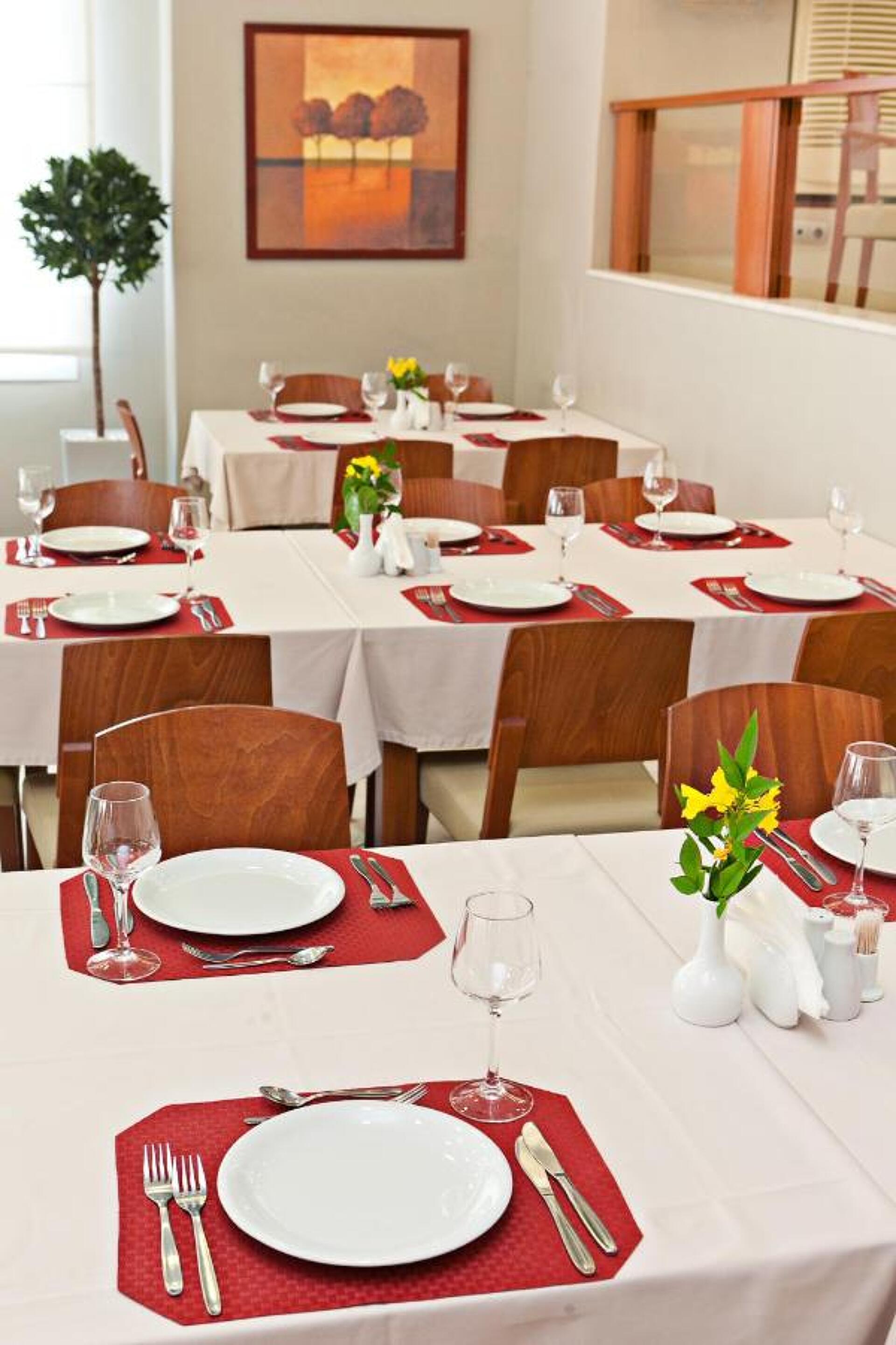 Kronos Hotel 42