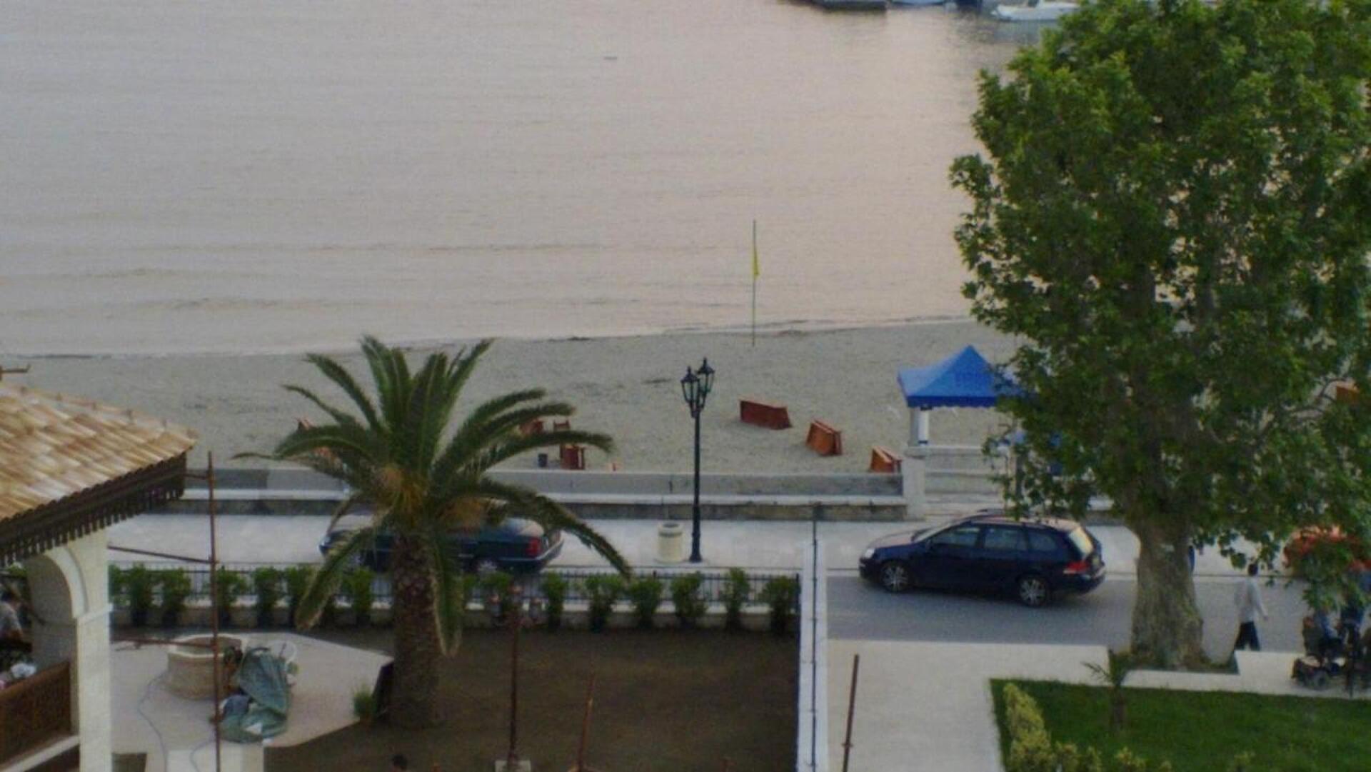 Mala Plaza 41