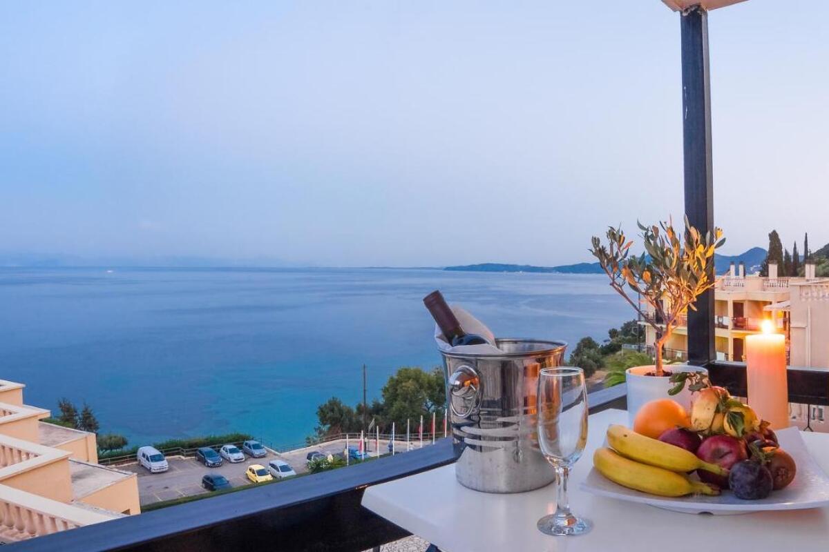 Mitsis Belvedere 3* last
