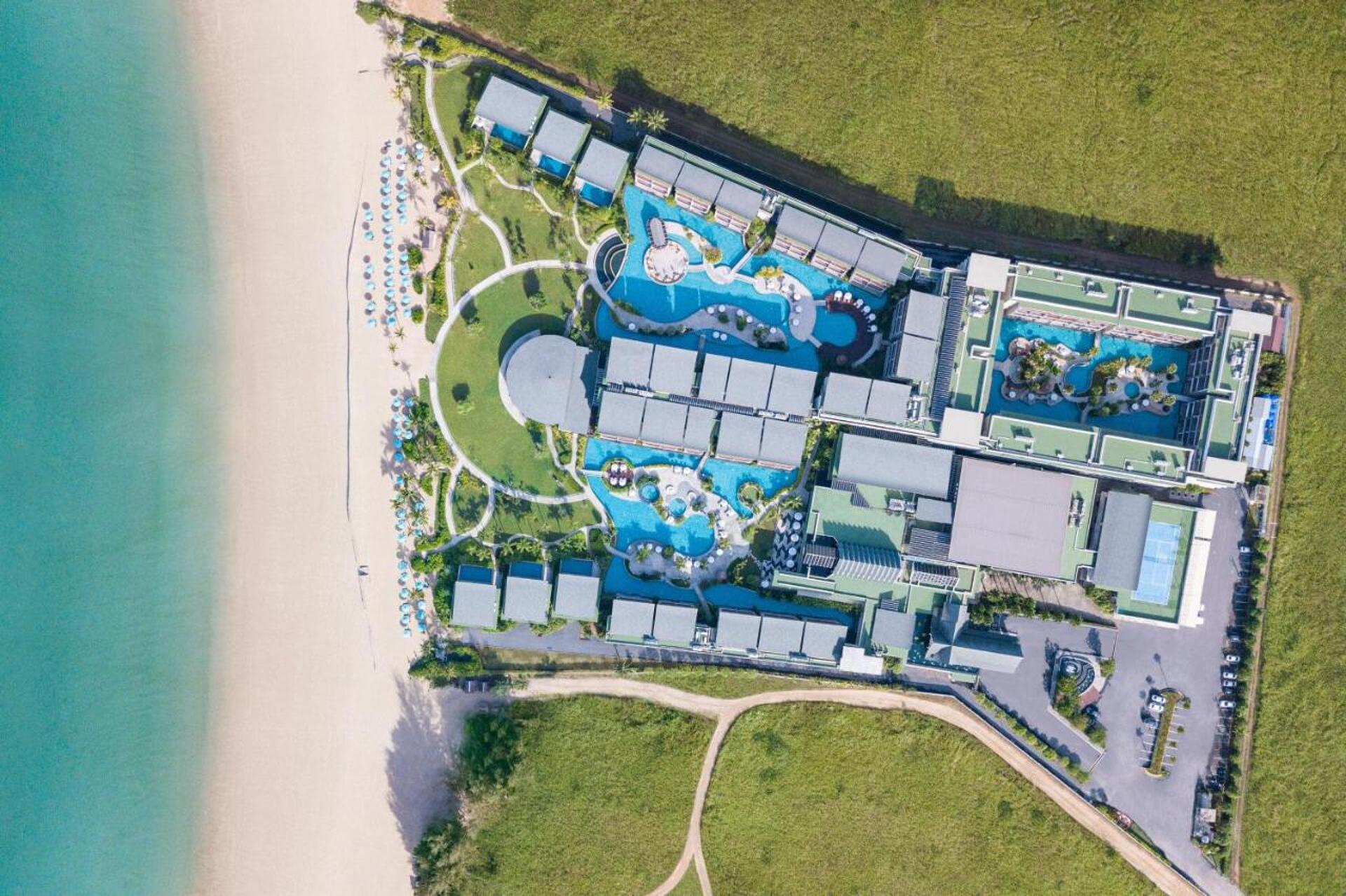 Le Meridien Khao Lak Beach & Spa Resort 5
