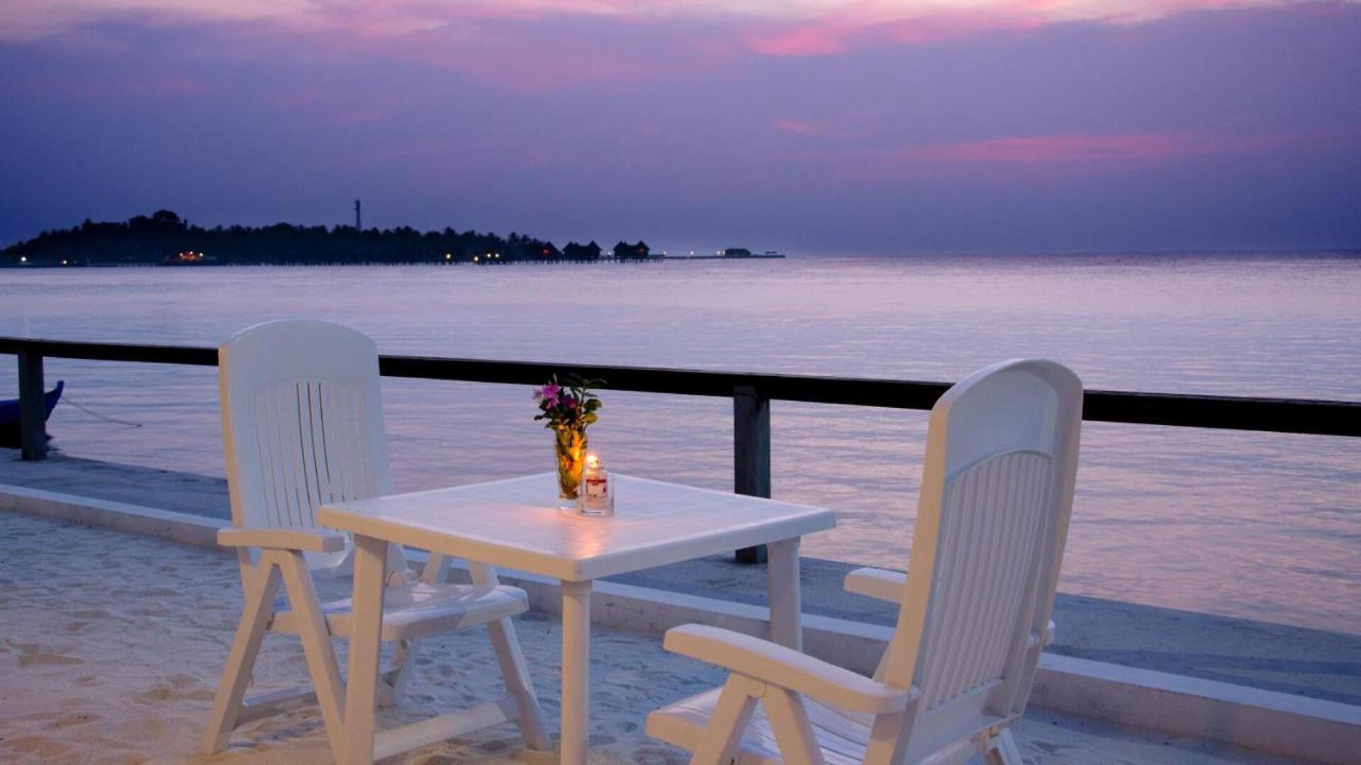 Lagoon View Maldives  4* 24