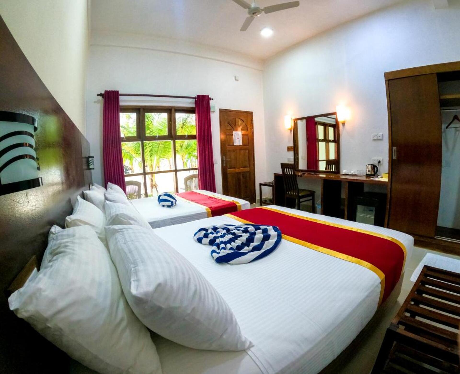 Lagoon View Maldives  4* 15