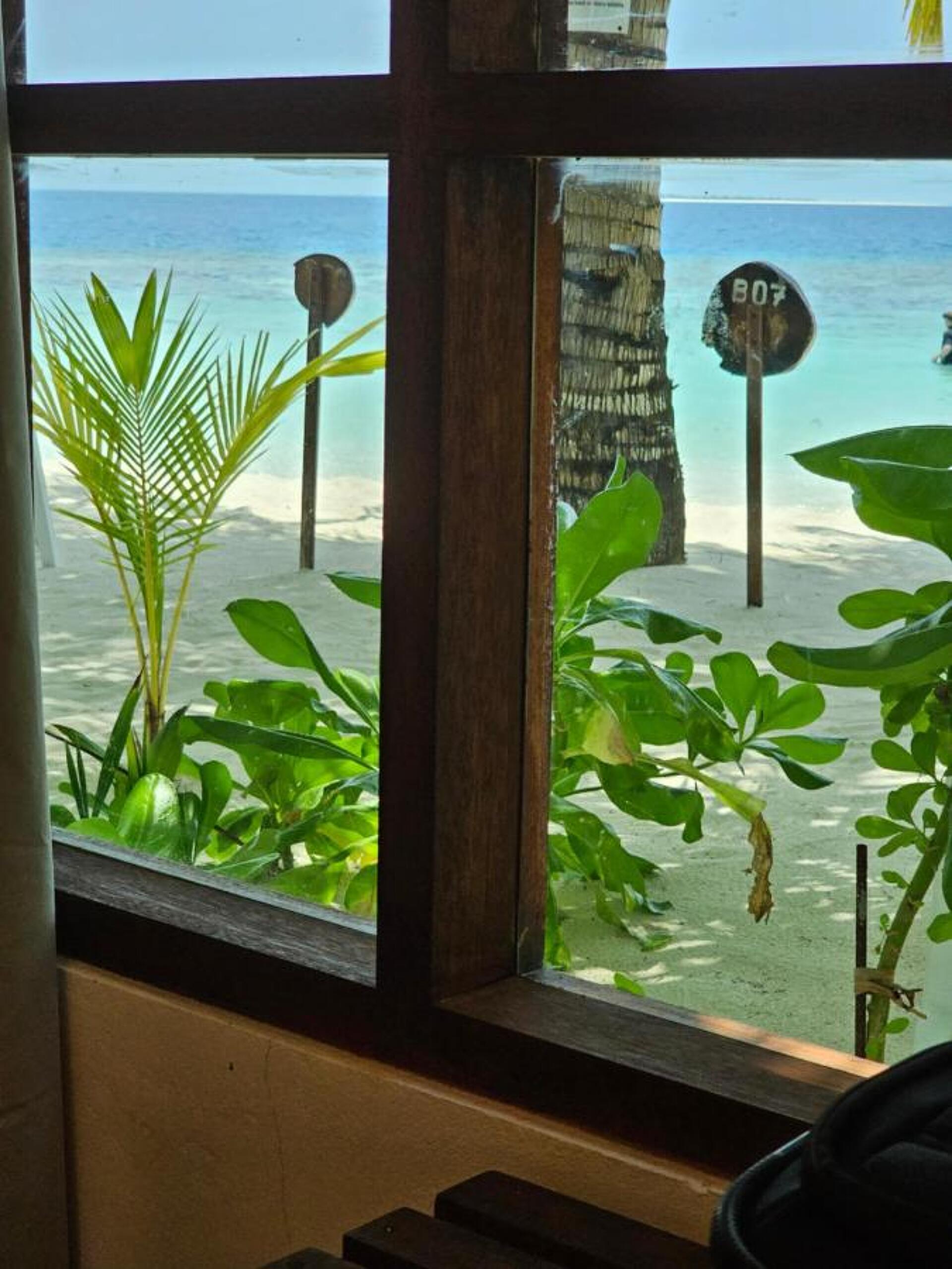 Lagoon View Maldives  4* 6