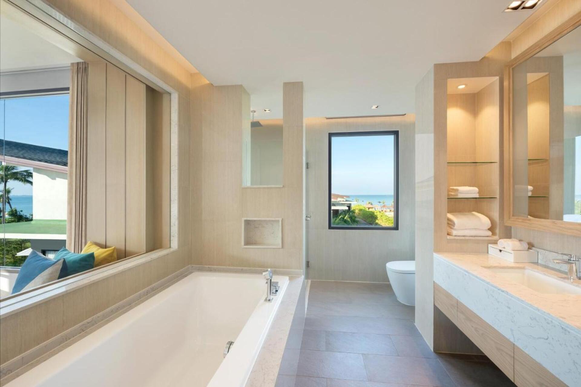 Le Meridien Khao Lak Beach & Spa Resort 43