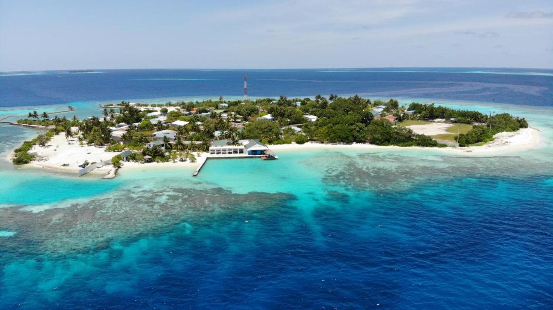 Lagoon View Maldives  4* 39