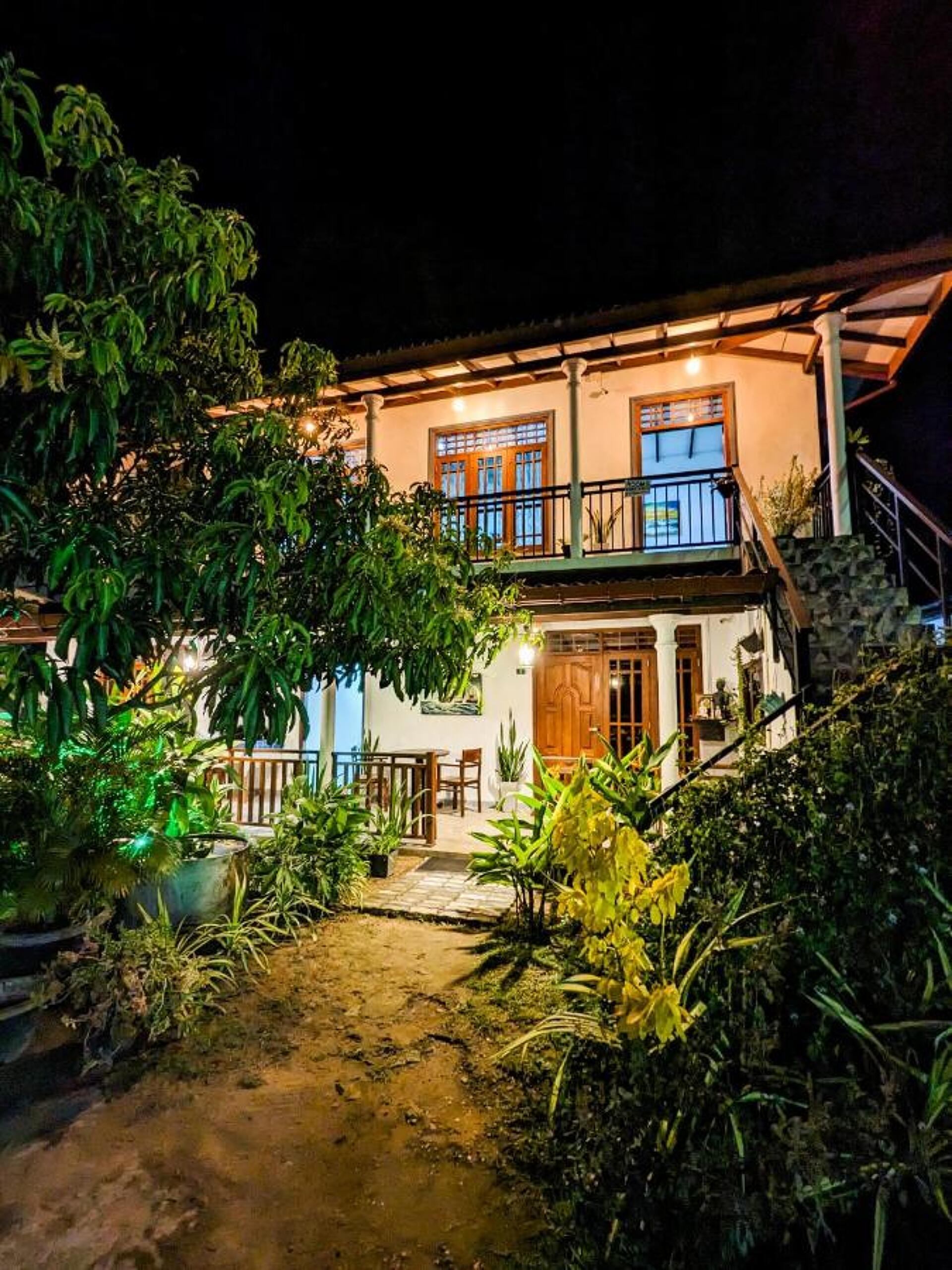 The Emerald Guest House & Villa 3* 32