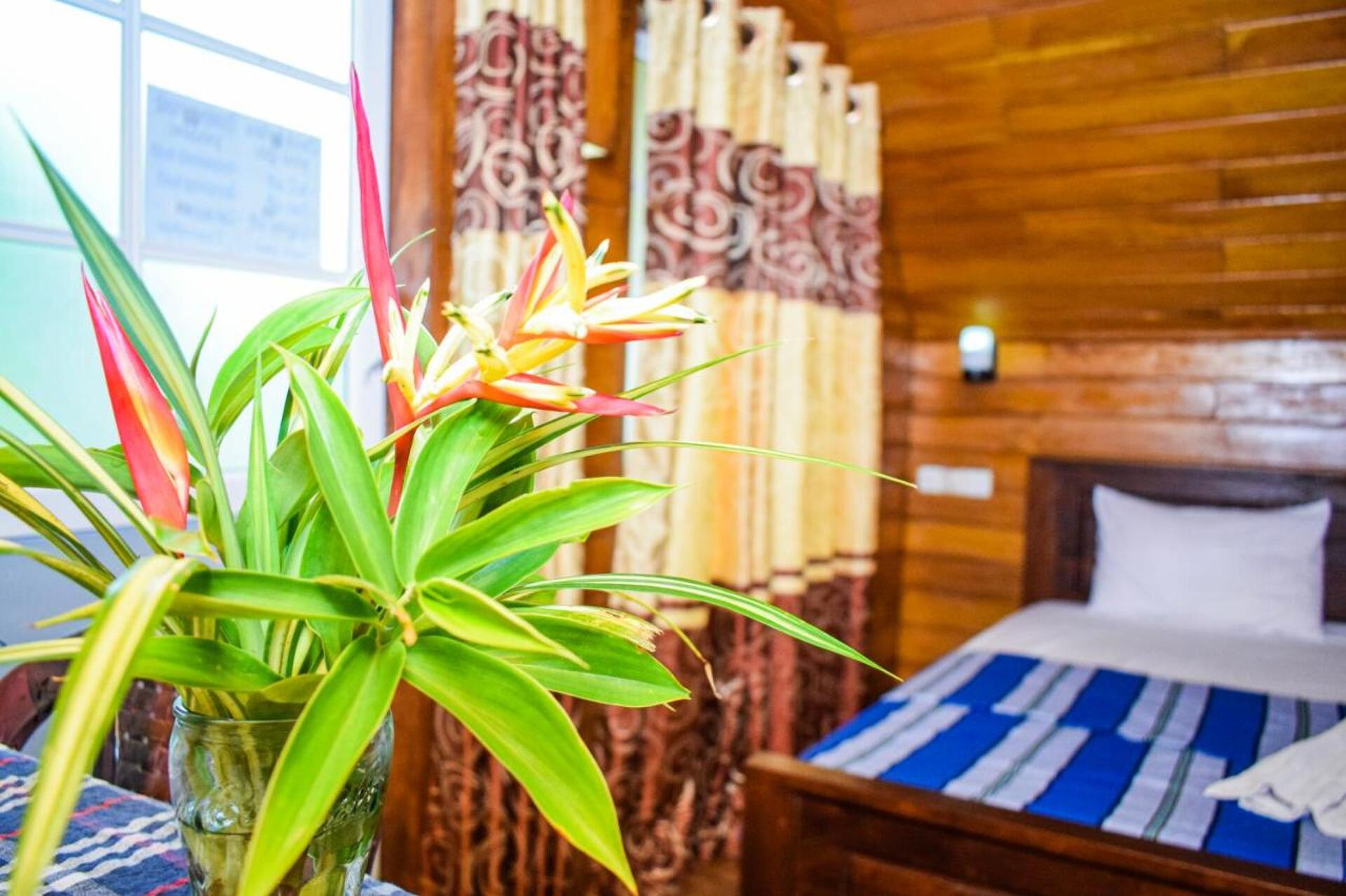 The Emerald Guest House & Villa 3* 28