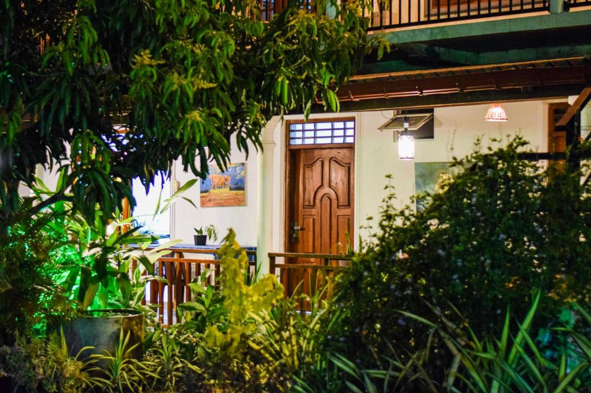 The Emerald Guest House & Villa 3* 37