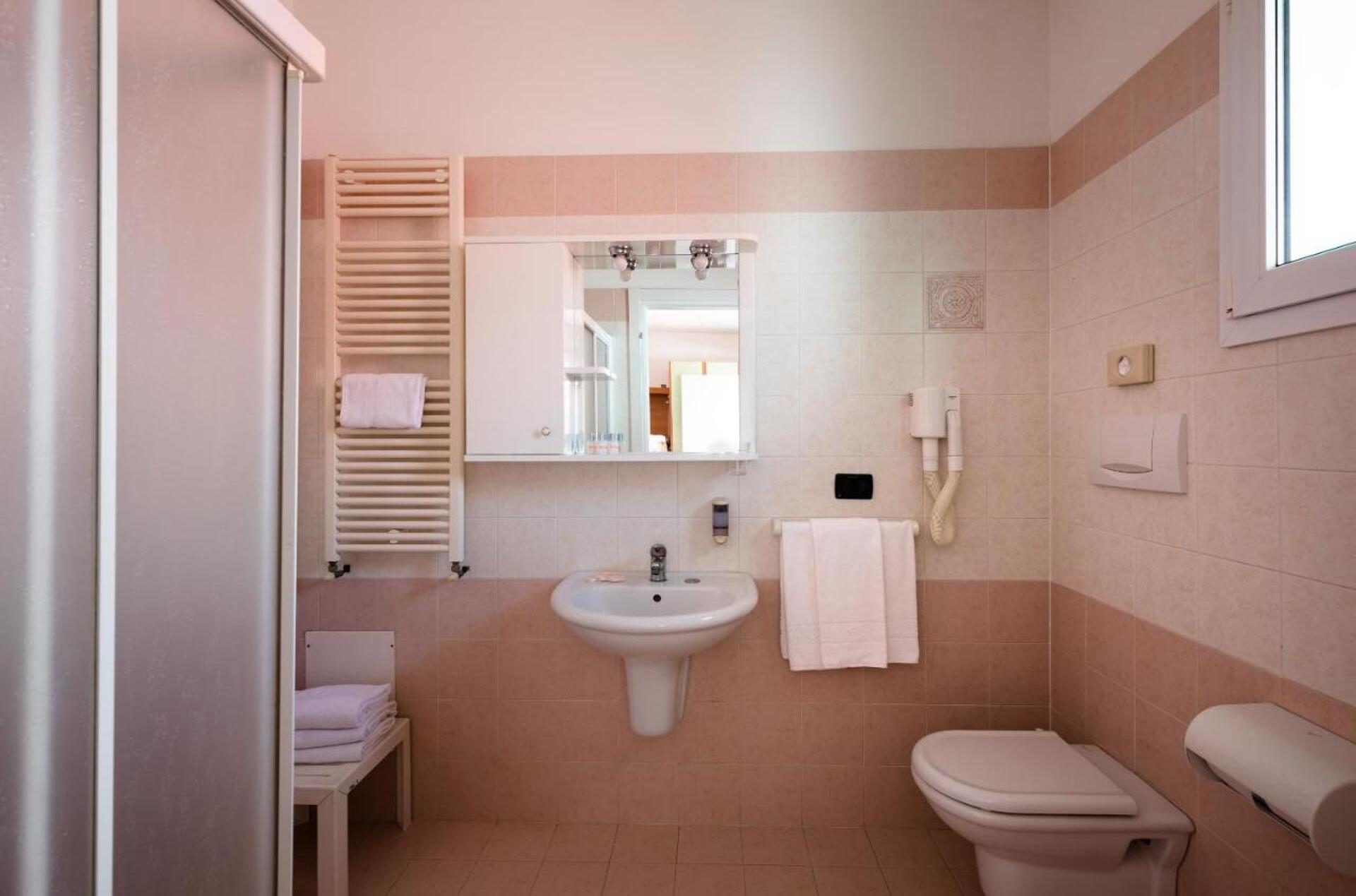 Hotel Kennedy Lido Di Jesolo 2