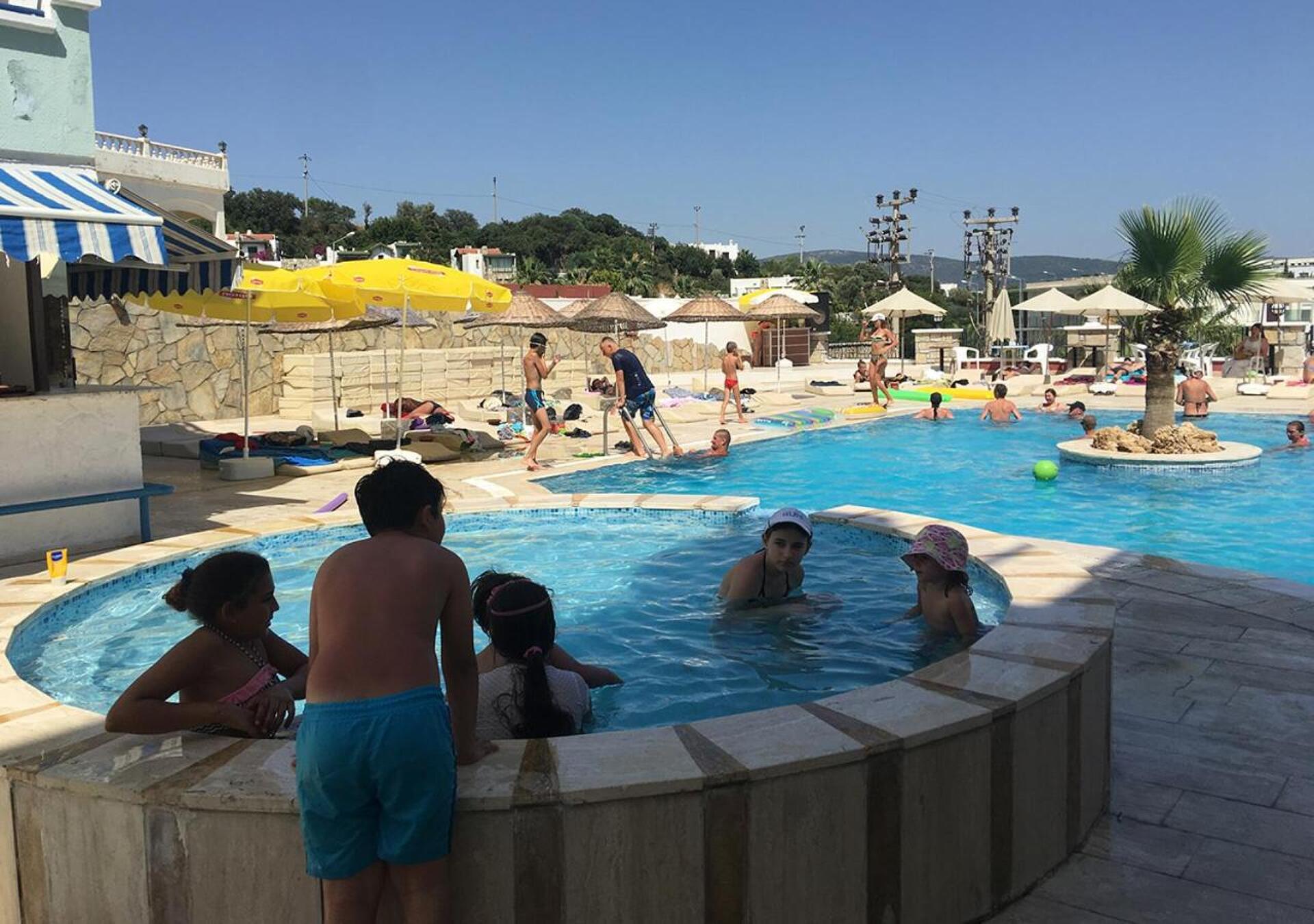 Sunpoint Family Hotel  21