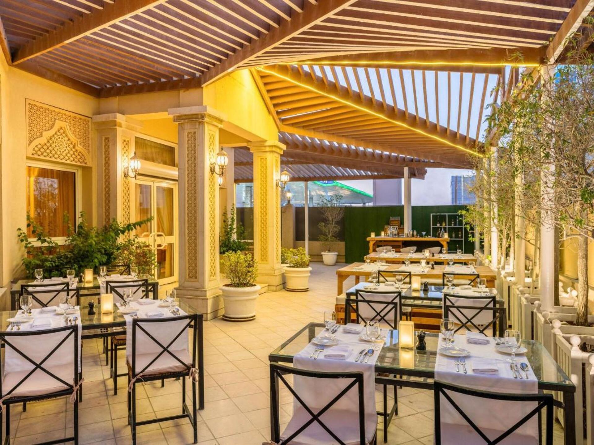 Movenpick Hotel Doha 7
