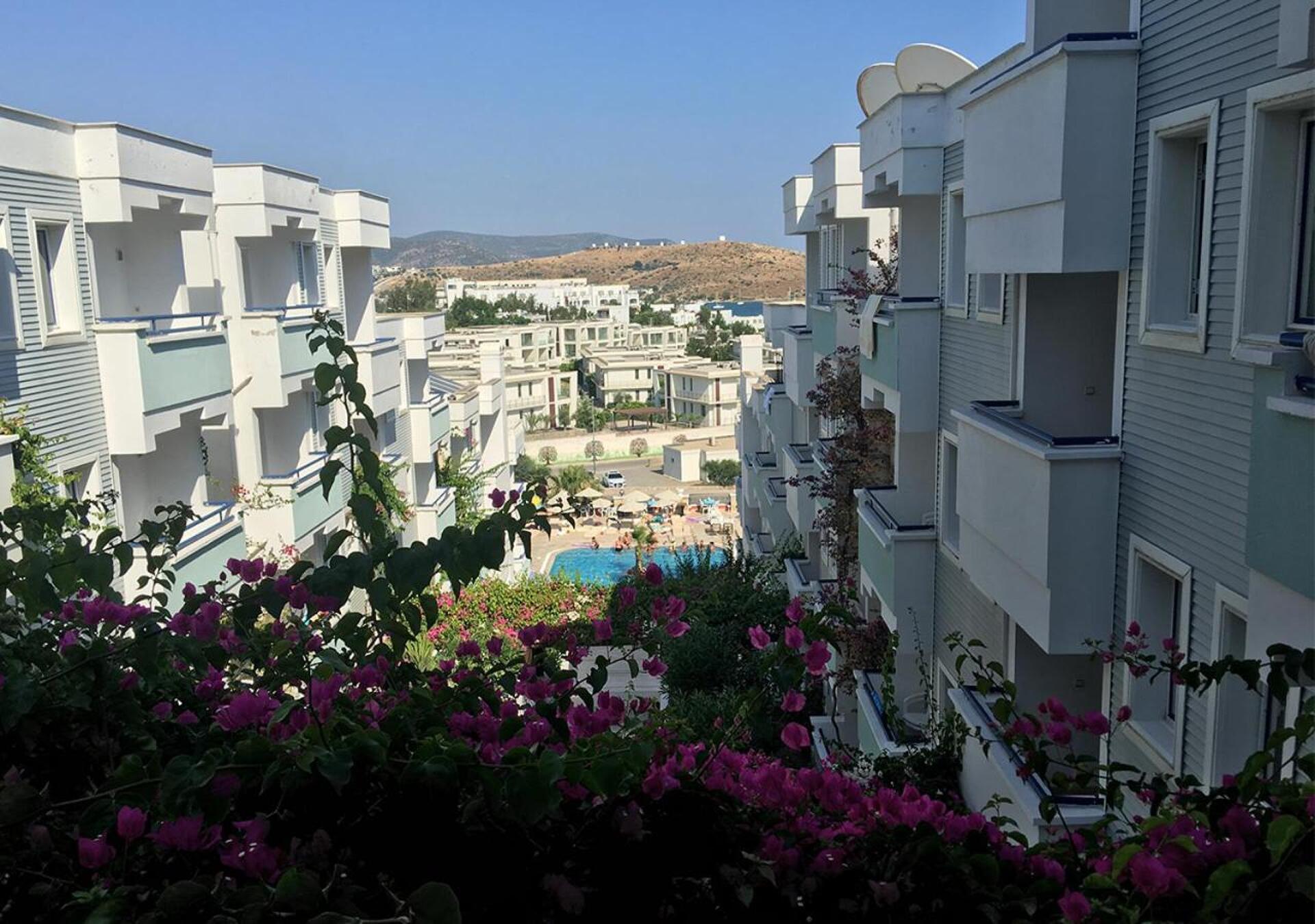 Sunpoint Family Hotel  9