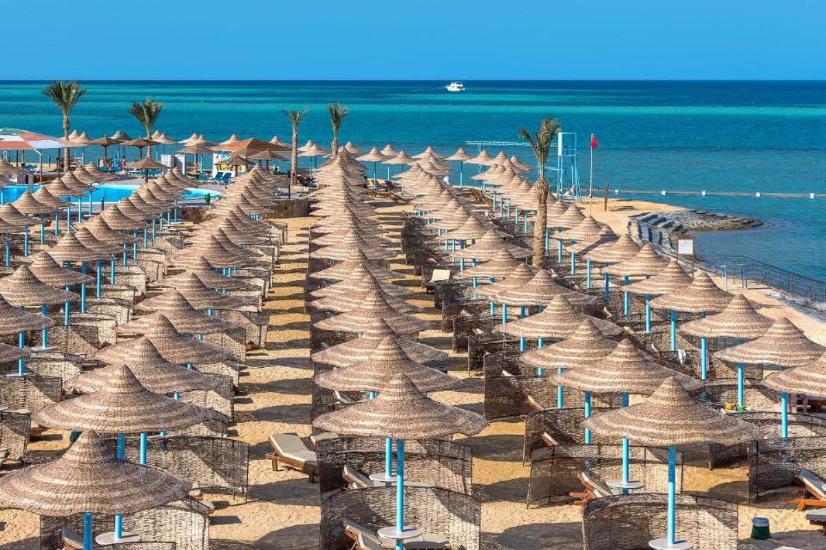 Hawaii Riviera Aqua Park Resort 4* 1