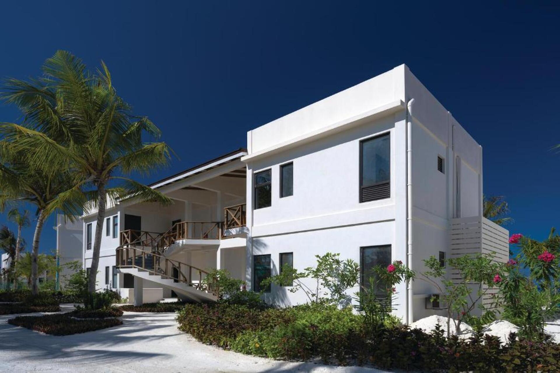 OBLU XPERIENCE Ailafushi - All Inclusive with Free Transfers 4* 8