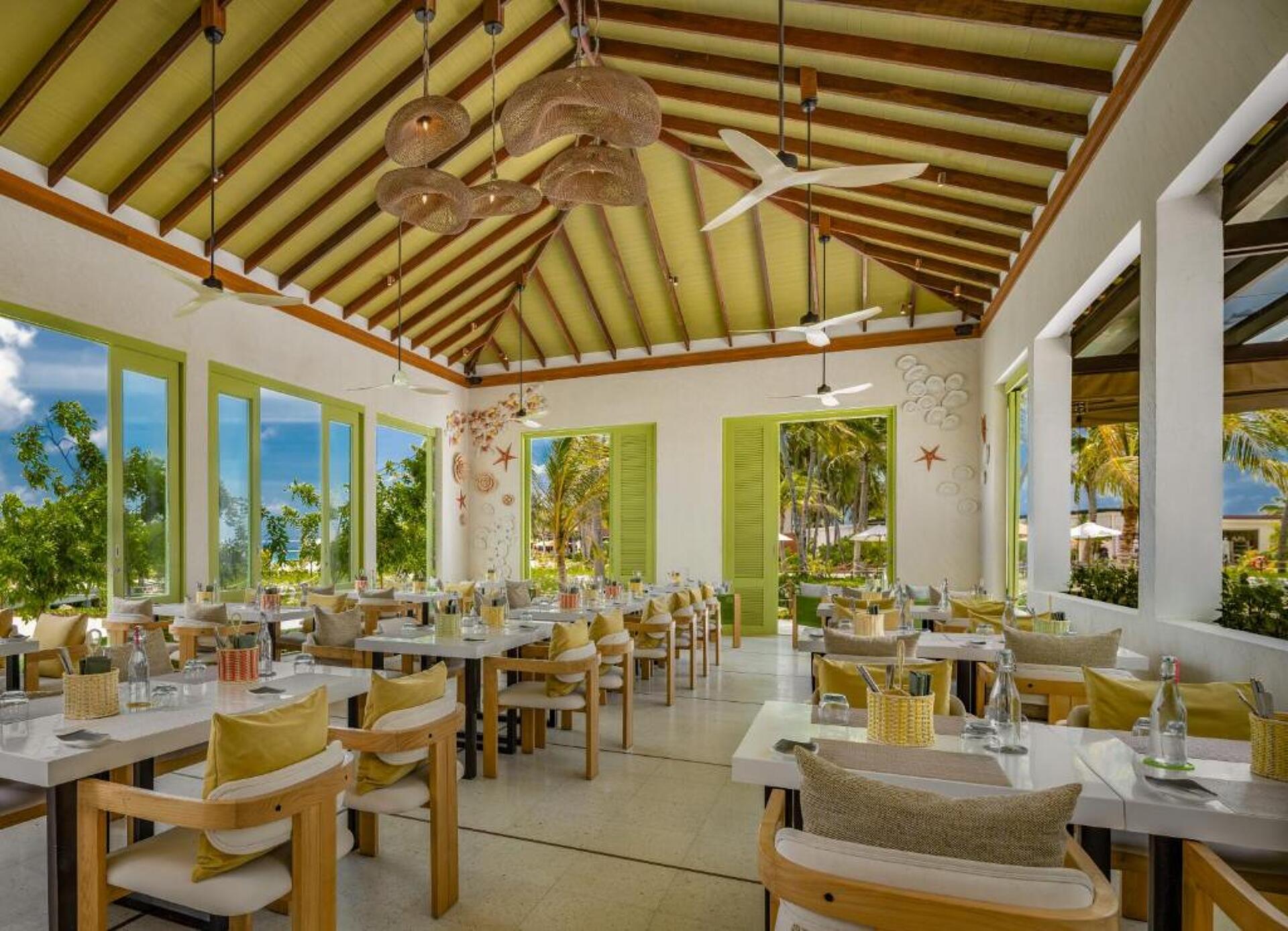 OBLU XPERIENCE Ailafushi - All Inclusive with Free Transfers 4* 13