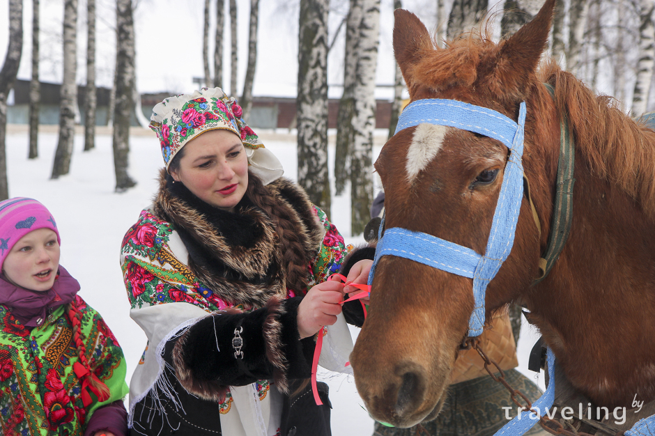 Когда коляды в беларуси. Тянуть Коляду на дуба Беларусь. Тянуть Коляду на дуба.