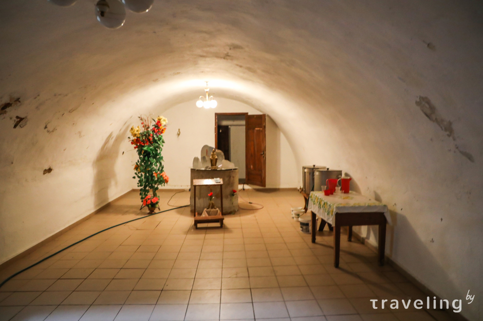 Криница в костеле в Борунах 